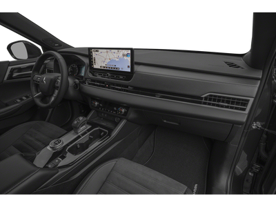 2026 Mitsubishi Outlander LE