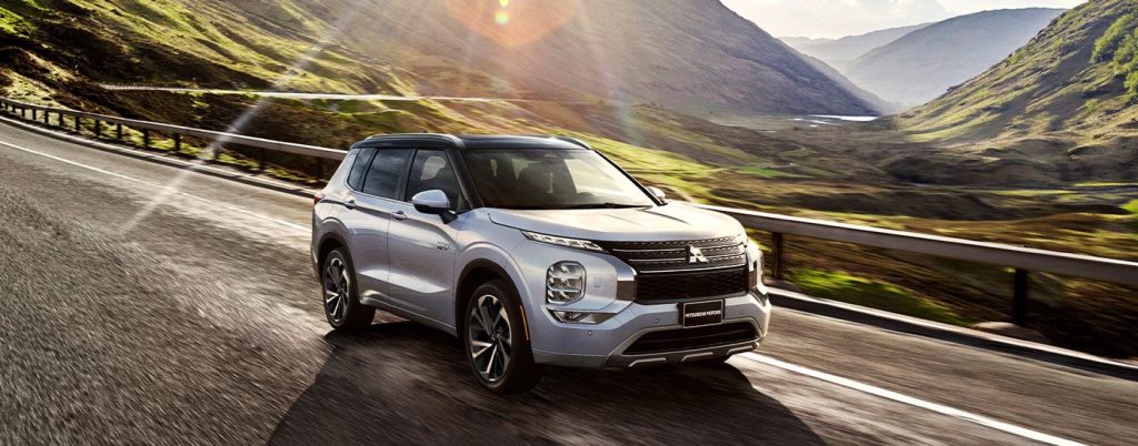 A First Look At The 2023 Mitsubishi Outlander PHEV Thornhill 
