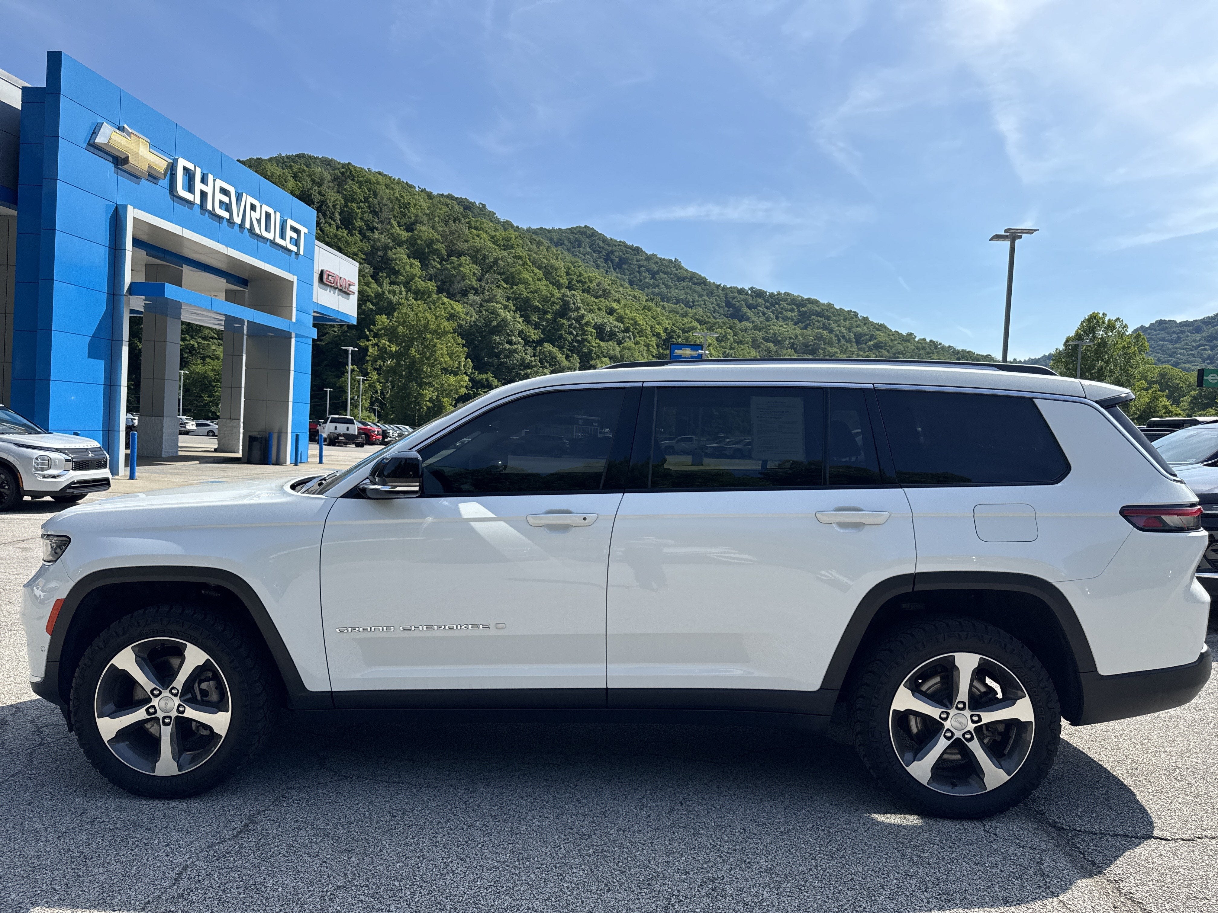 2023 Jeep Grand Cherokee L Limited