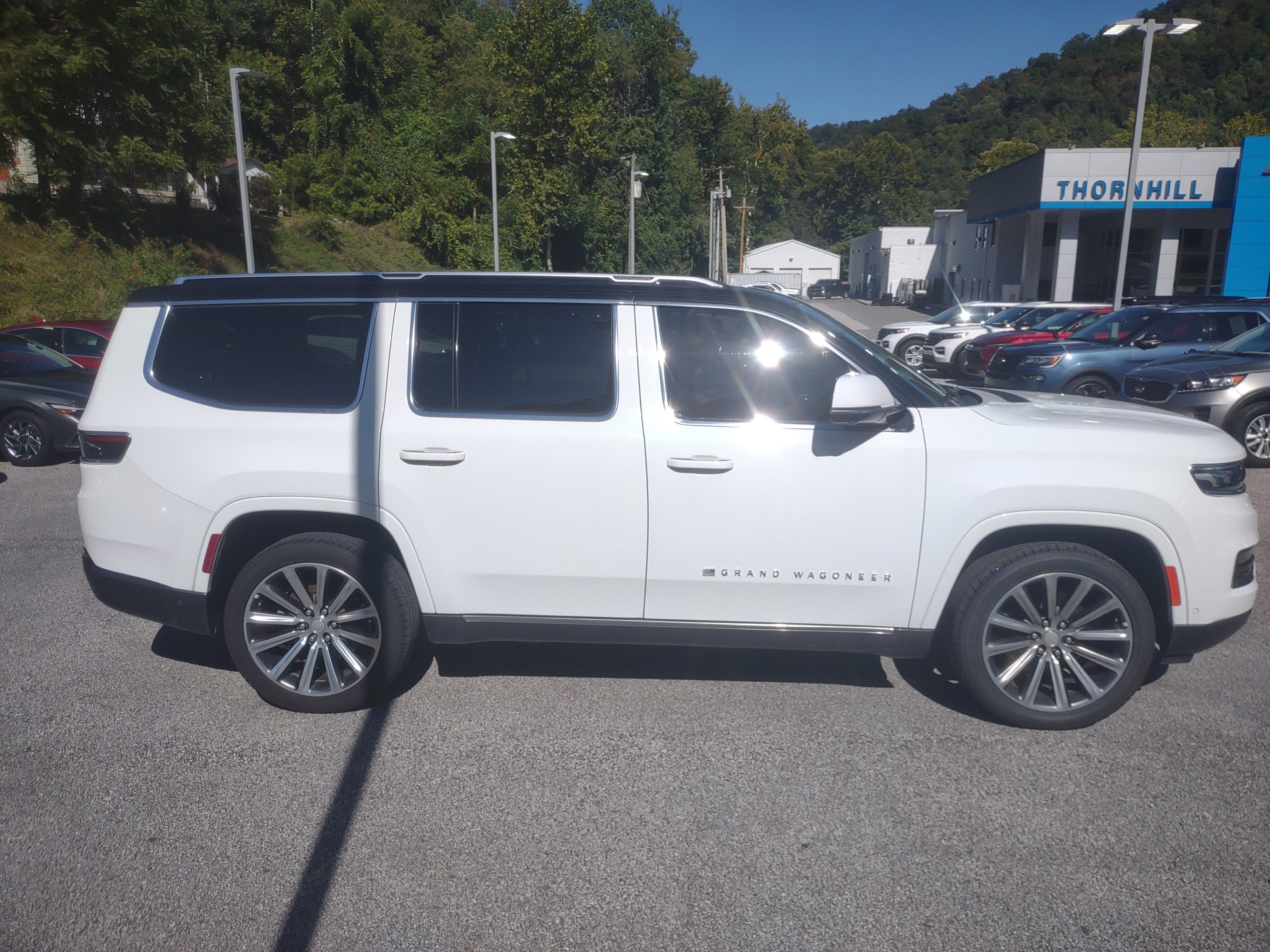 2022 Jeep Grand Wagoneer Series II