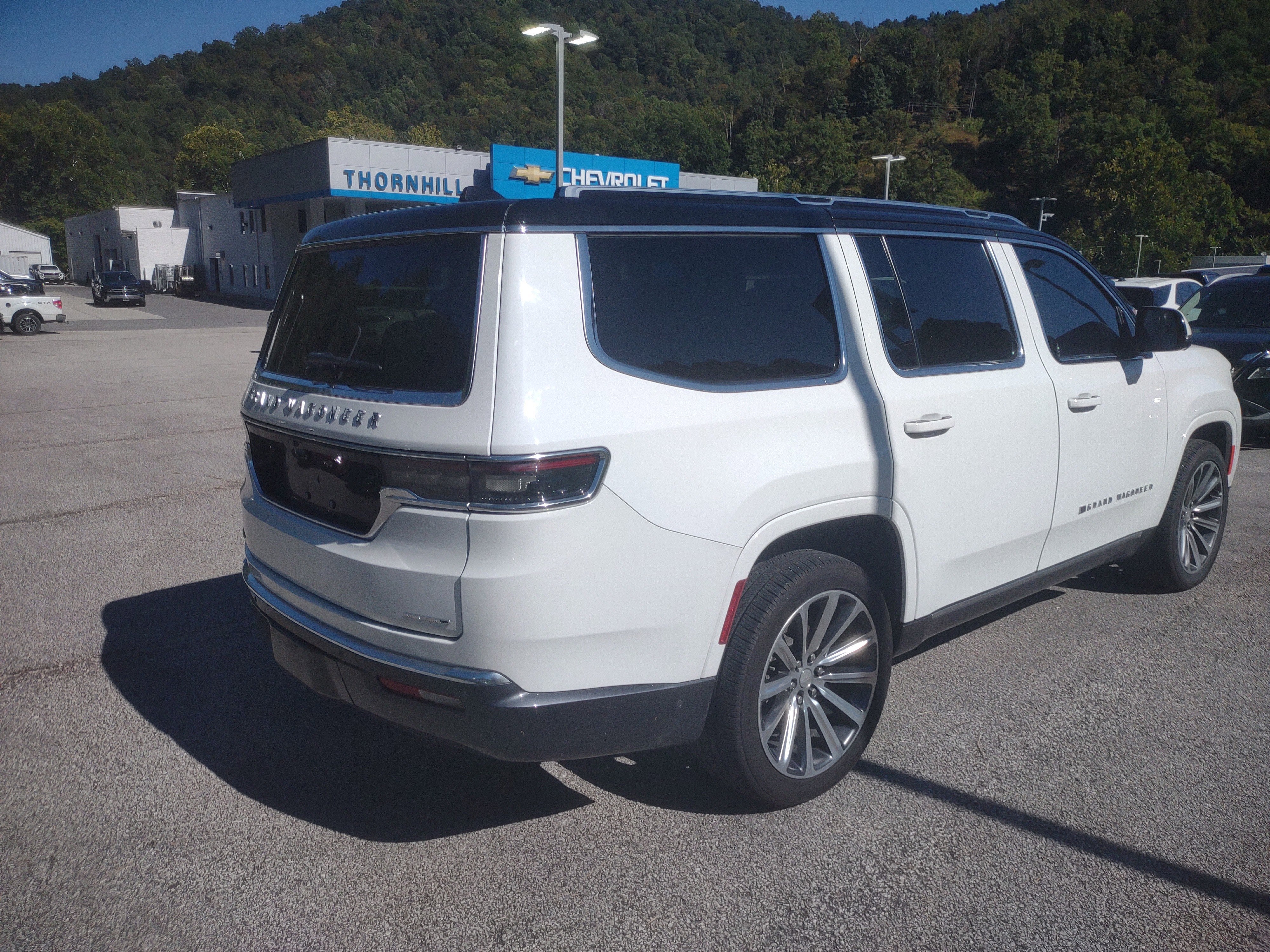2022 Jeep Grand Wagoneer Series II