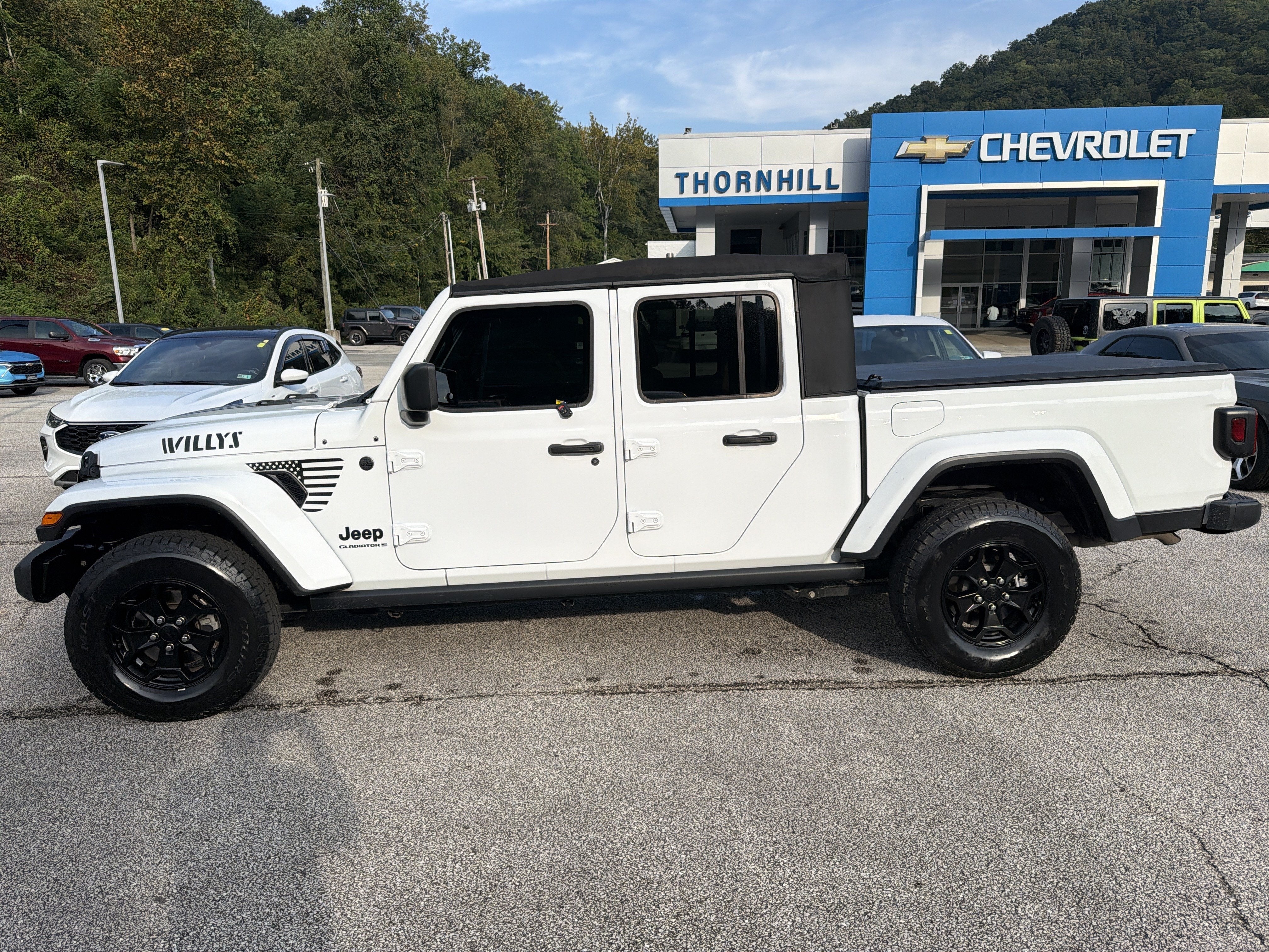 2023 Jeep Gladiator Willys