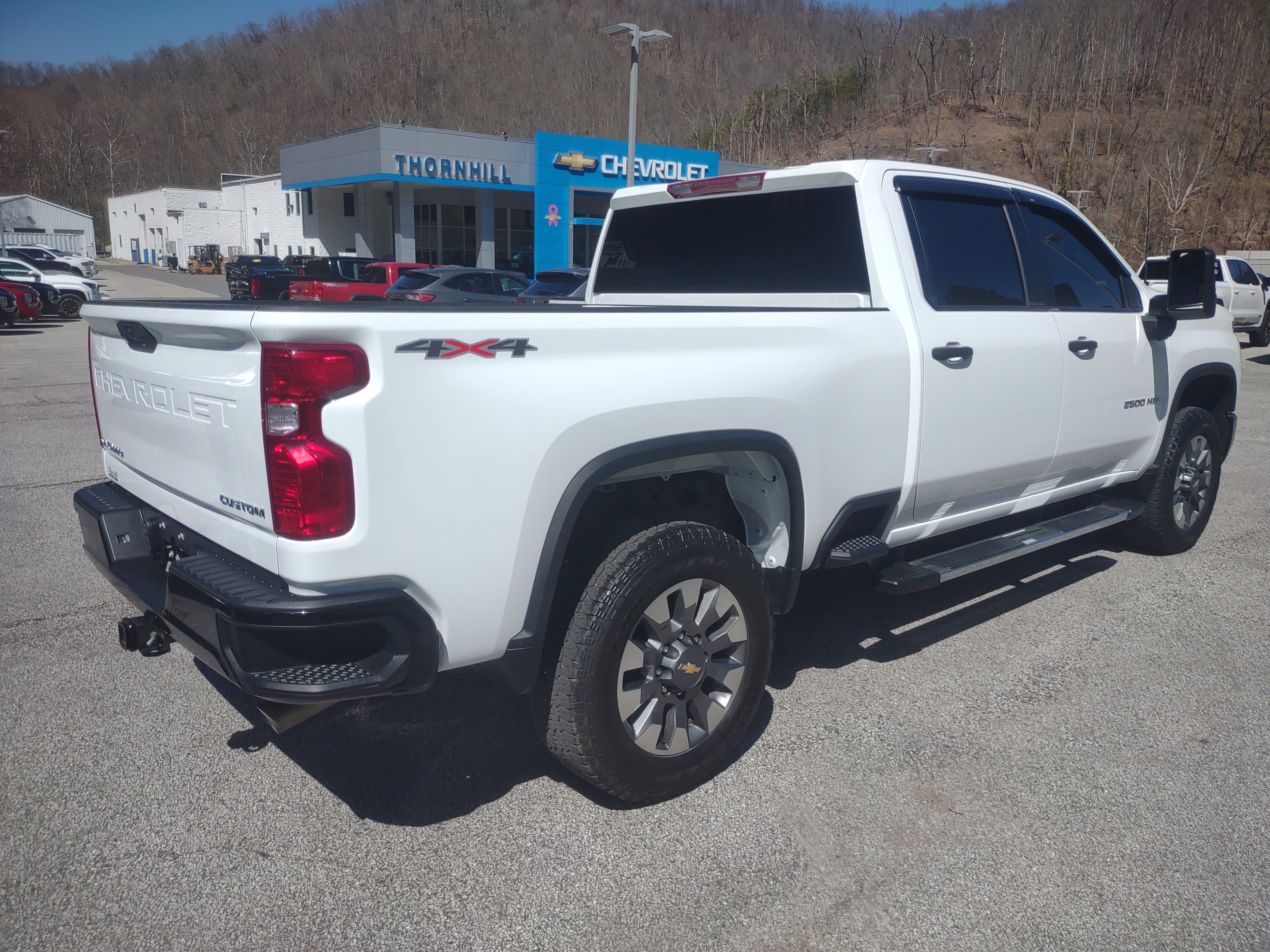 2024 Chevrolet Silverado 2500HD Custom