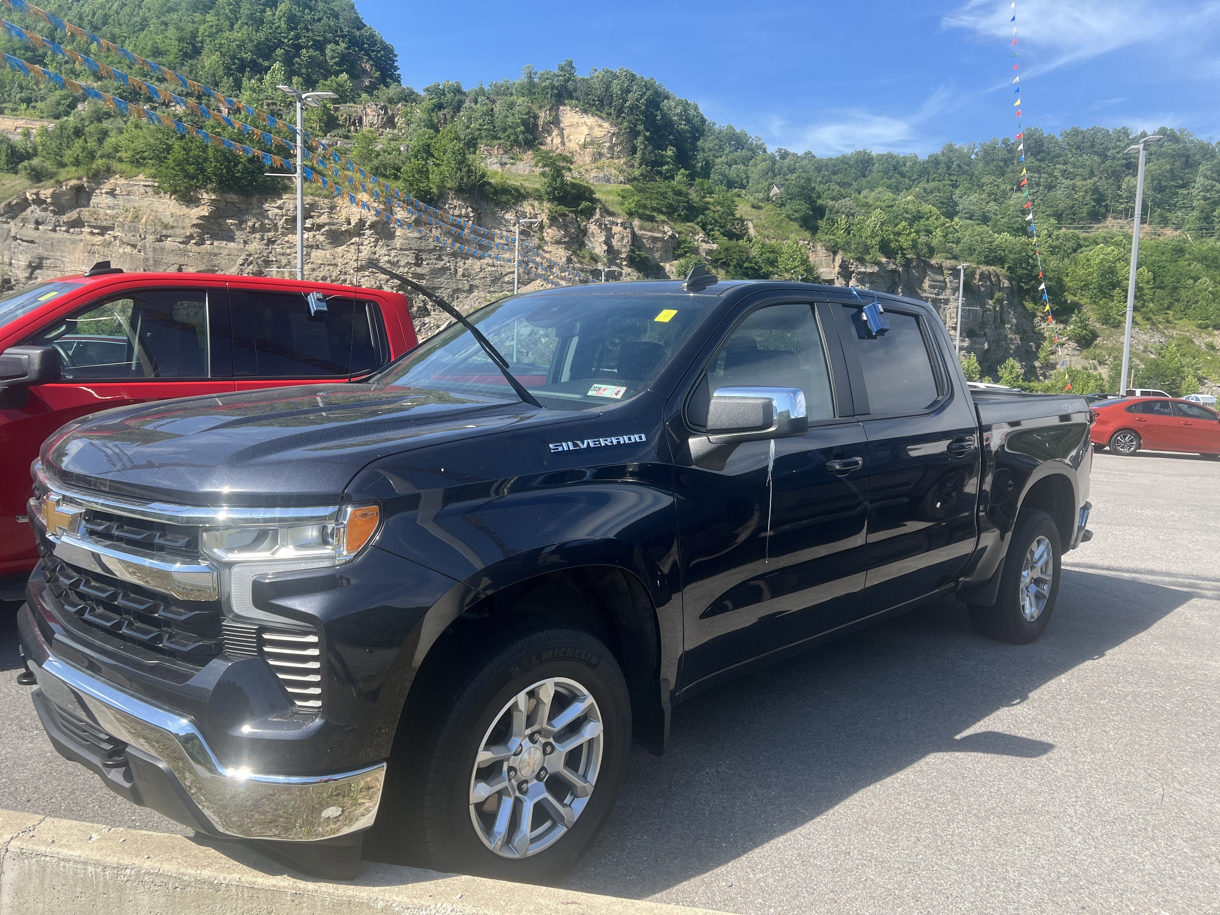2023 Chevrolet Silverado 1500 LT