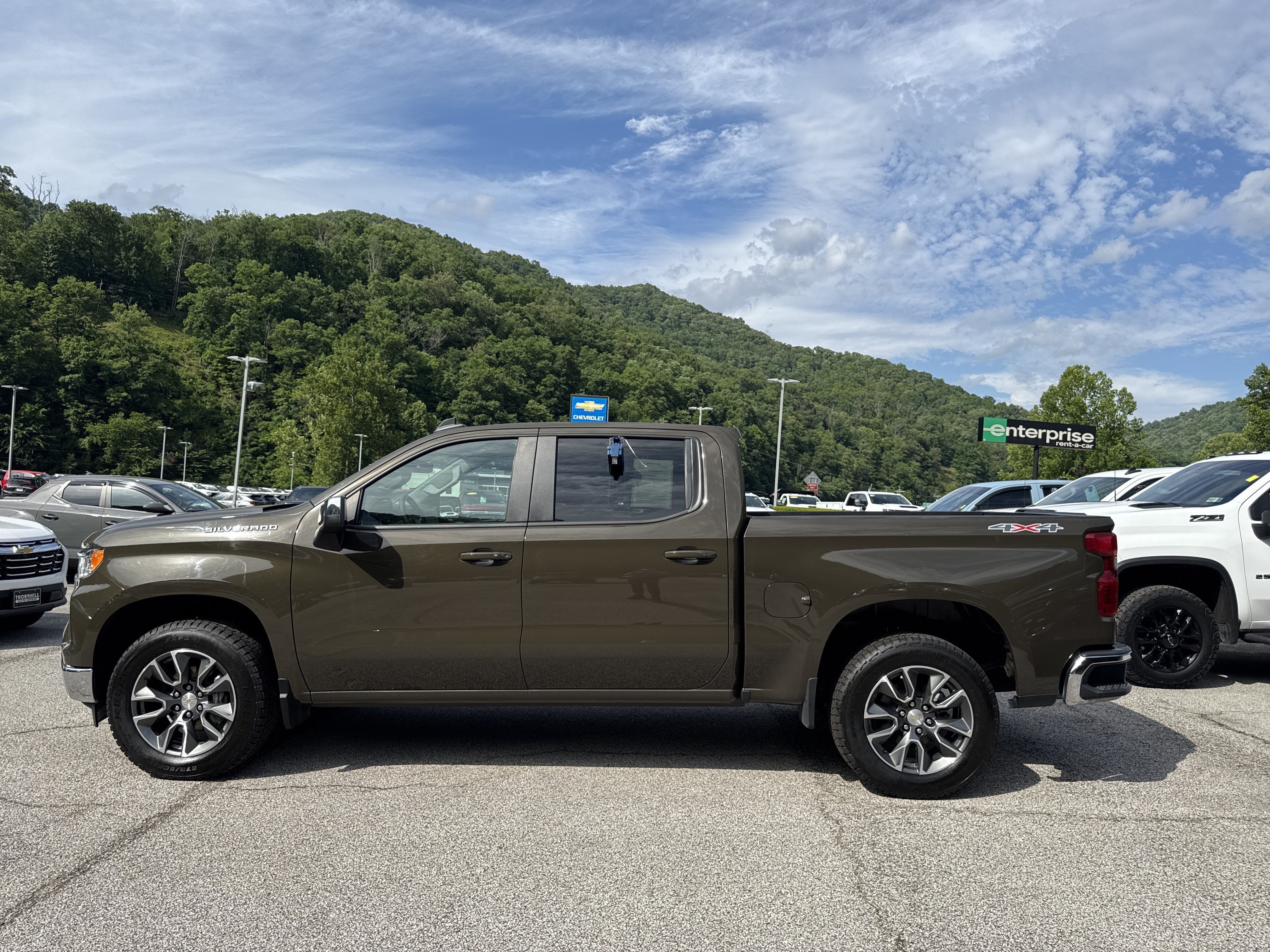 2023 Chevrolet Silverado 1500 LT