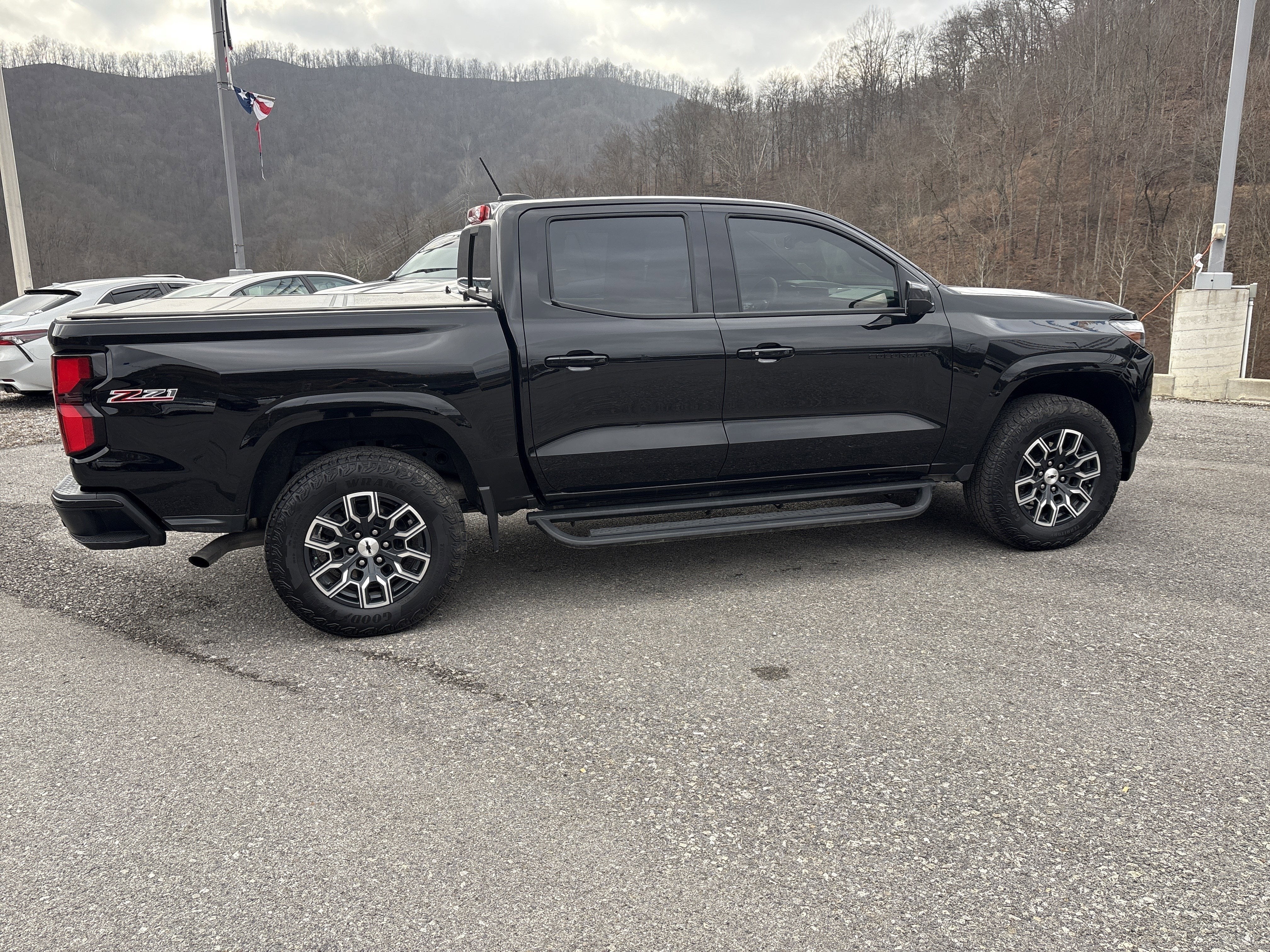 2025 Chevrolet Colorado 4WD Z71