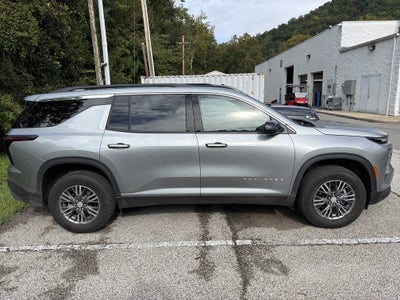 2026 Chevrolet Traverse AWD LT