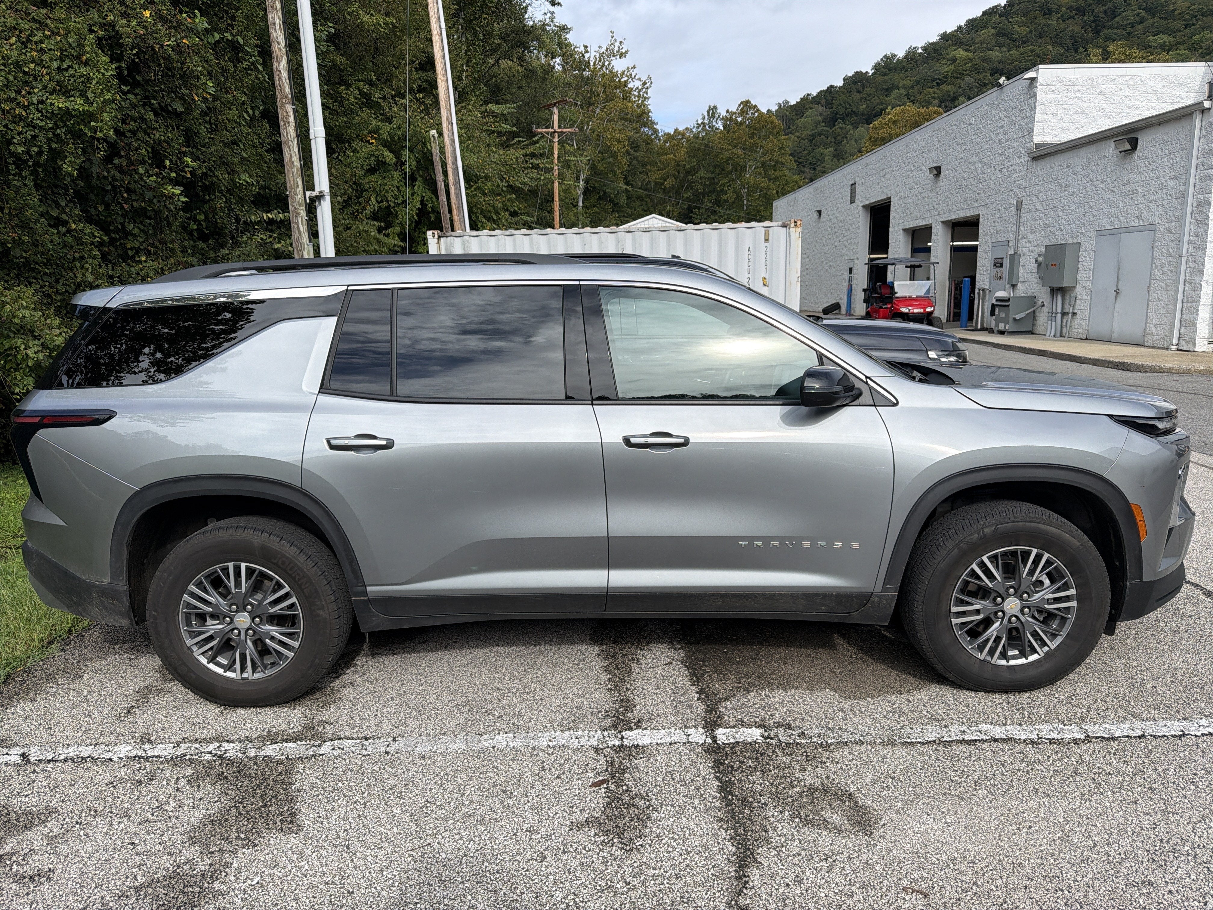 2026 Chevrolet Traverse AWD LT