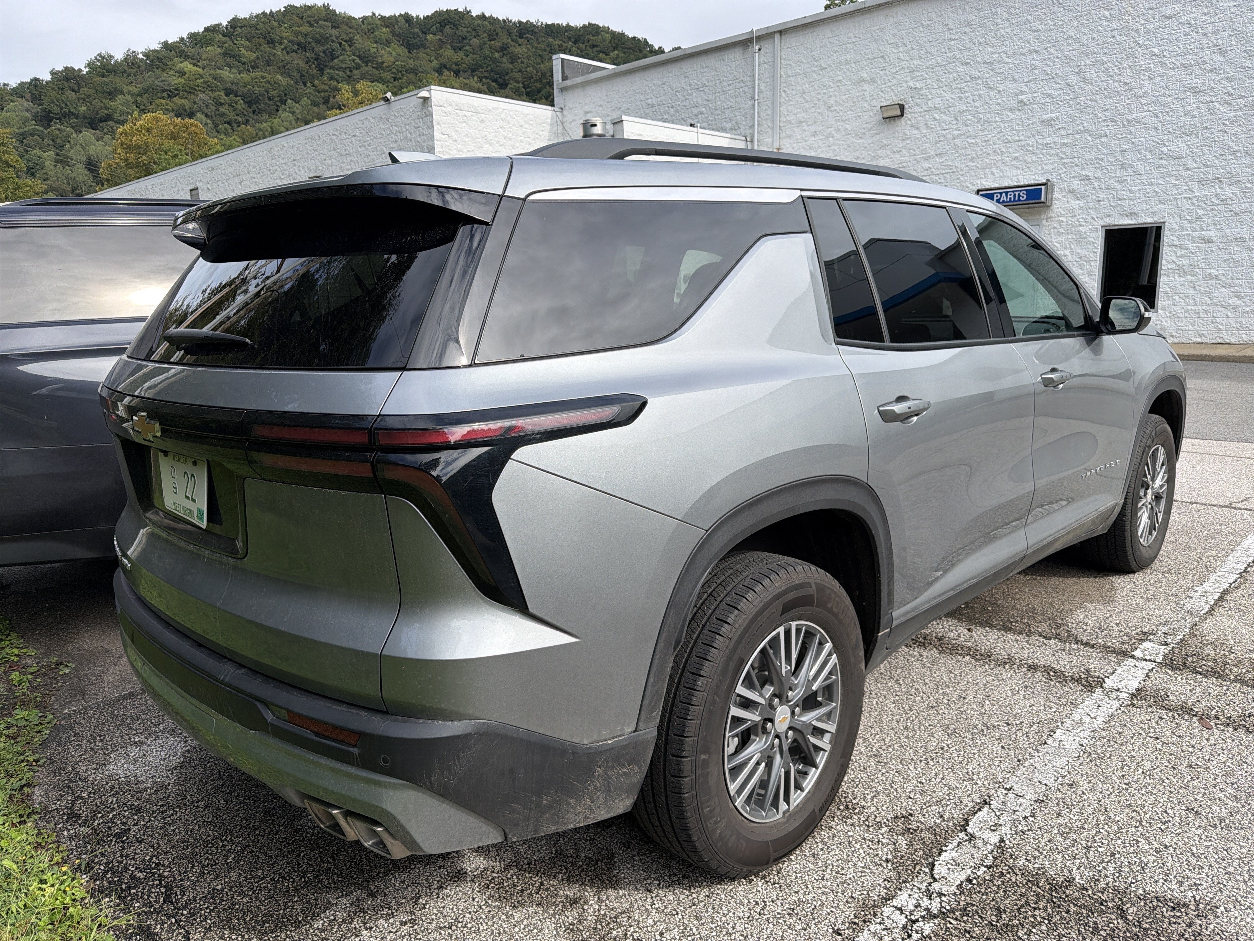 2026 Chevrolet Traverse AWD LT