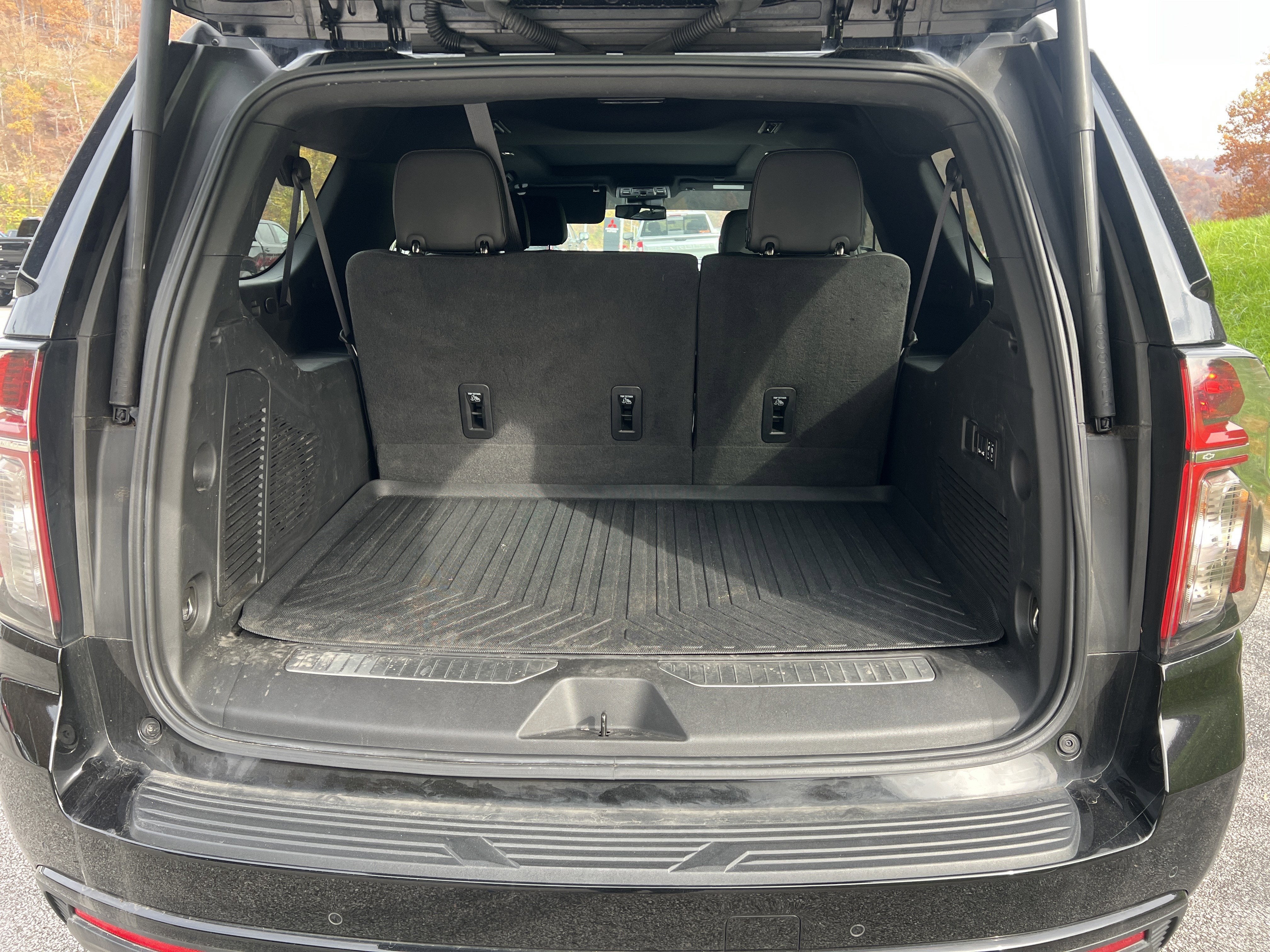 2024 Chevrolet Suburban RST