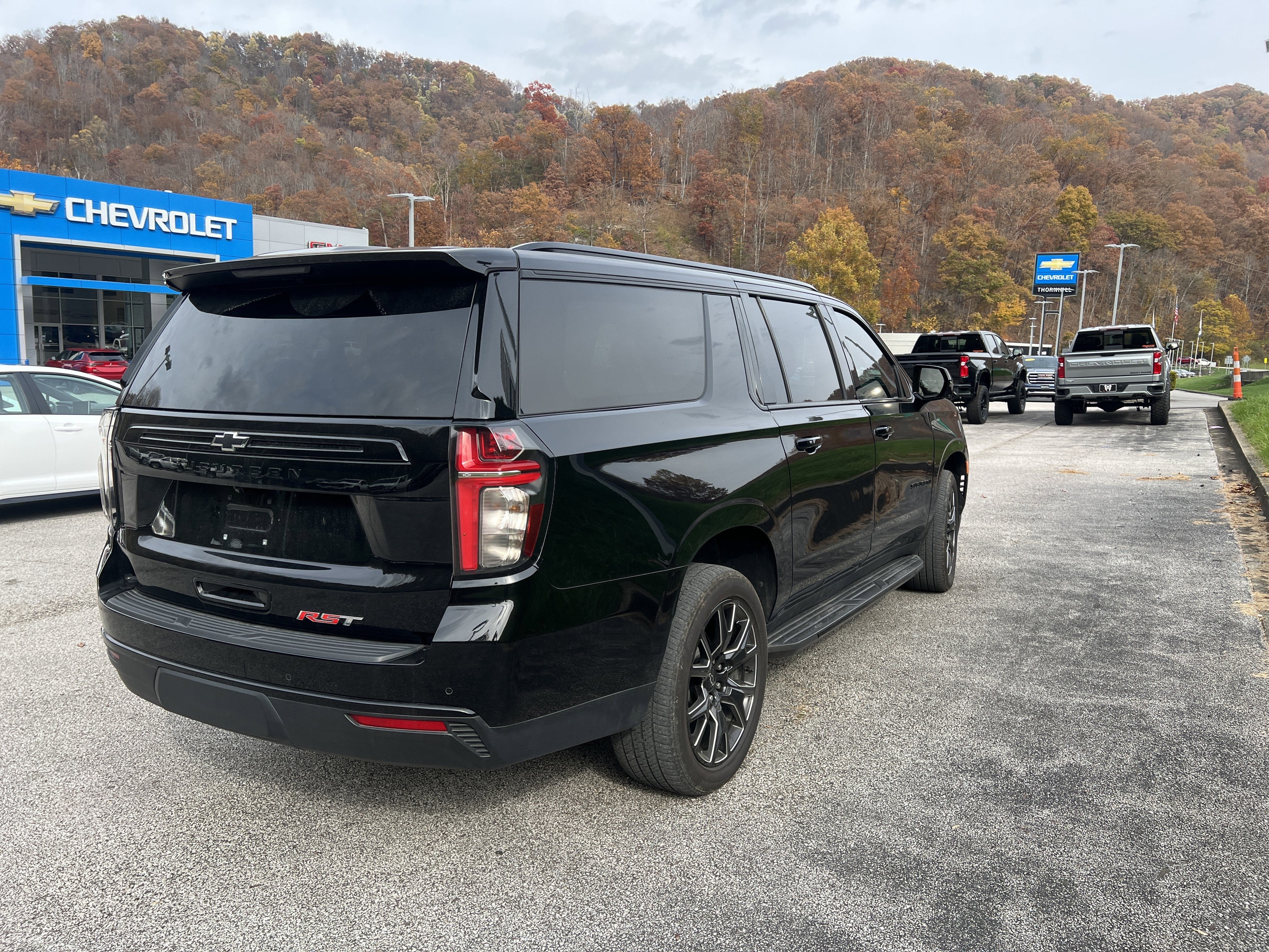 2024 Chevrolet Suburban RST