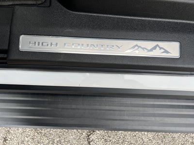 2024 Chevrolet Suburban High Country