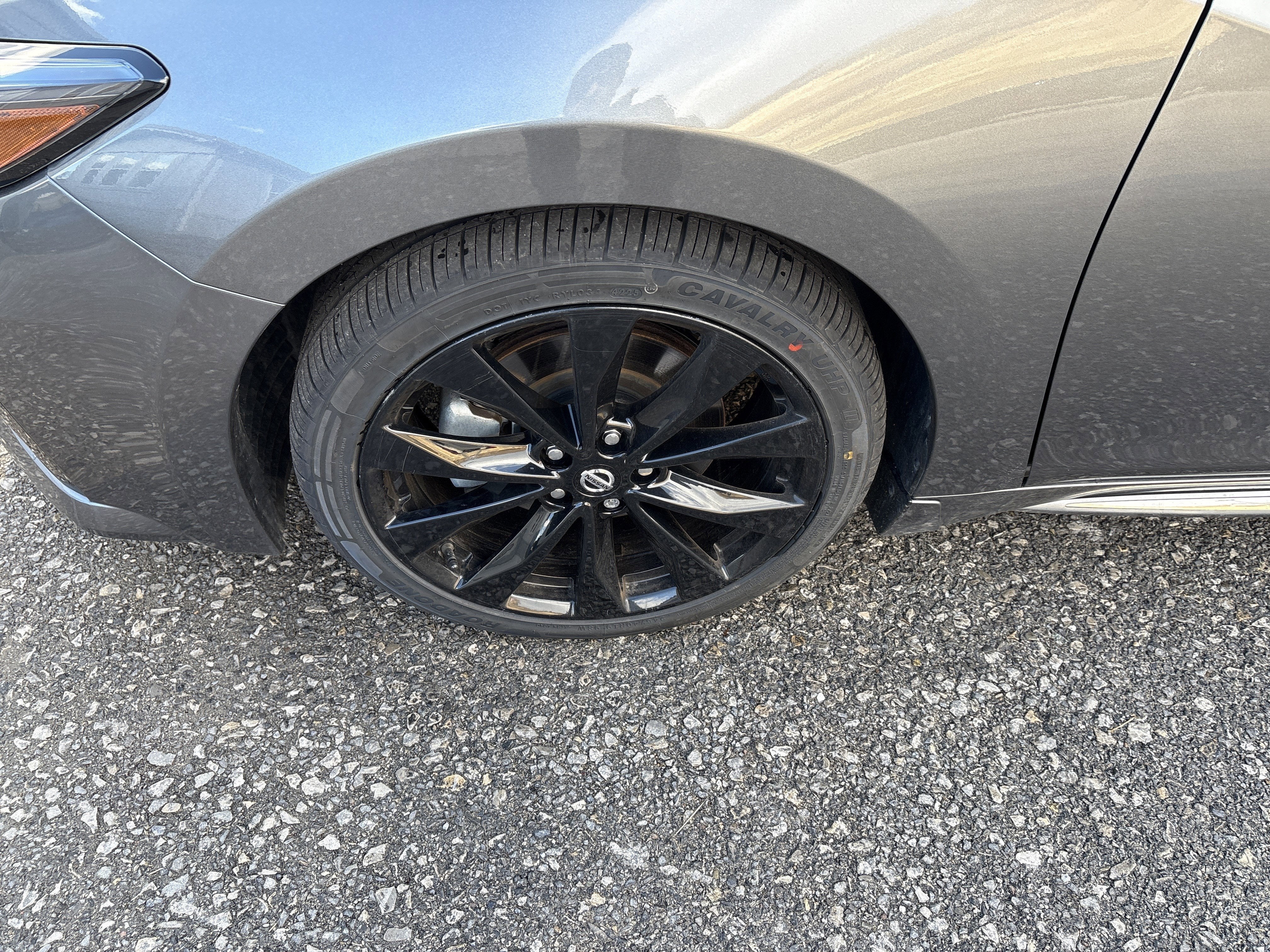 2022 Nissan Maxima SR