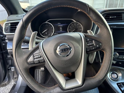 2022 Nissan Maxima SR