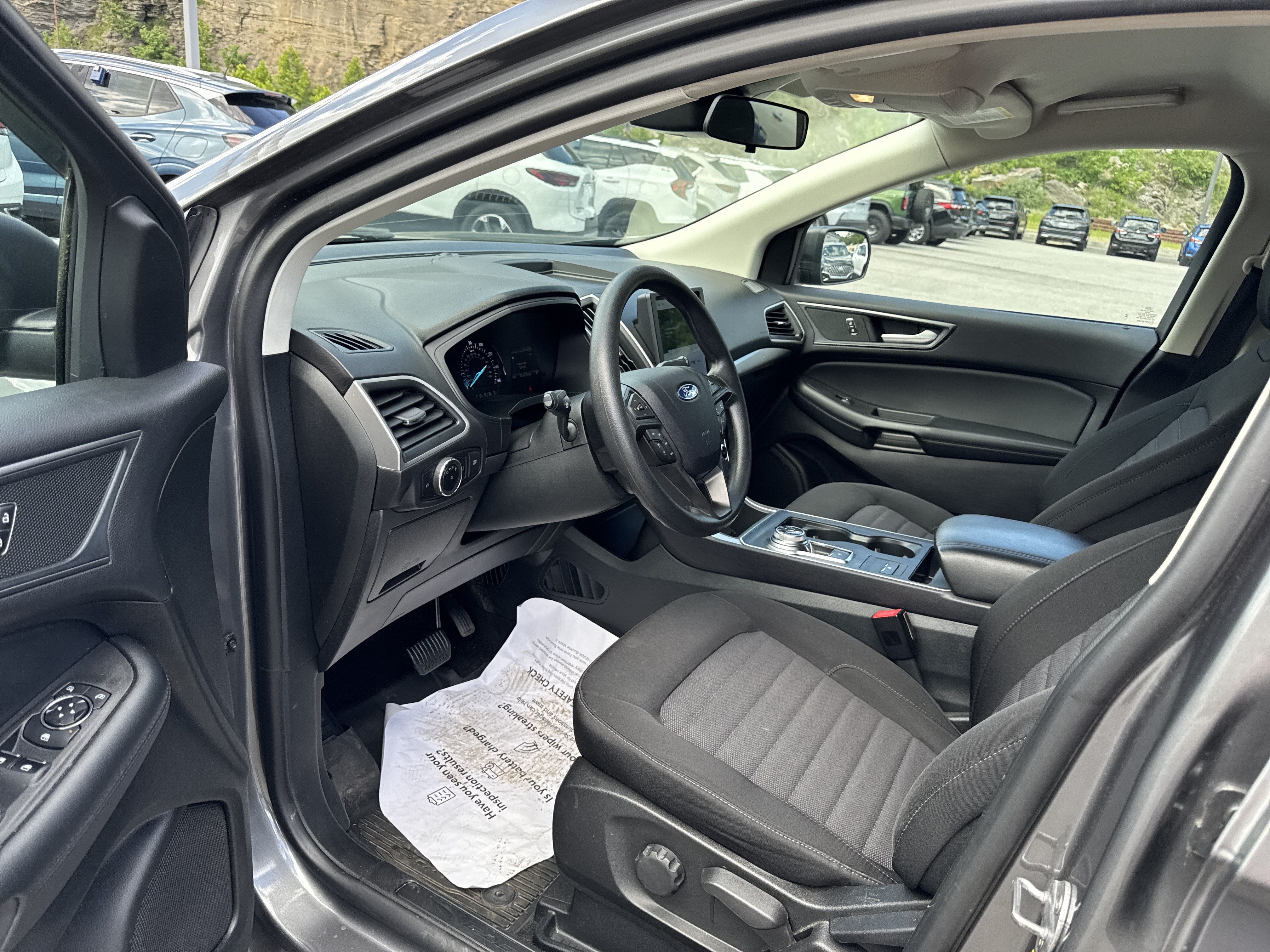 2024 Ford Edge SE