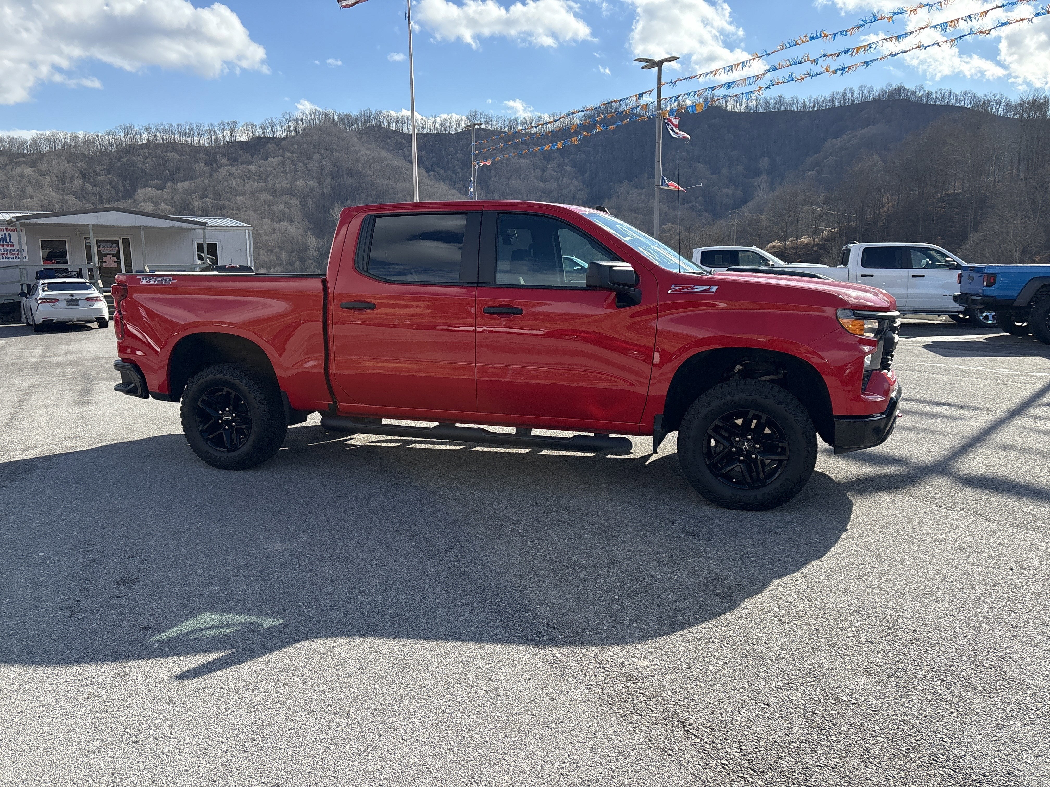 2025 Chevrolet Silverado 1500 Custom Trail Boss