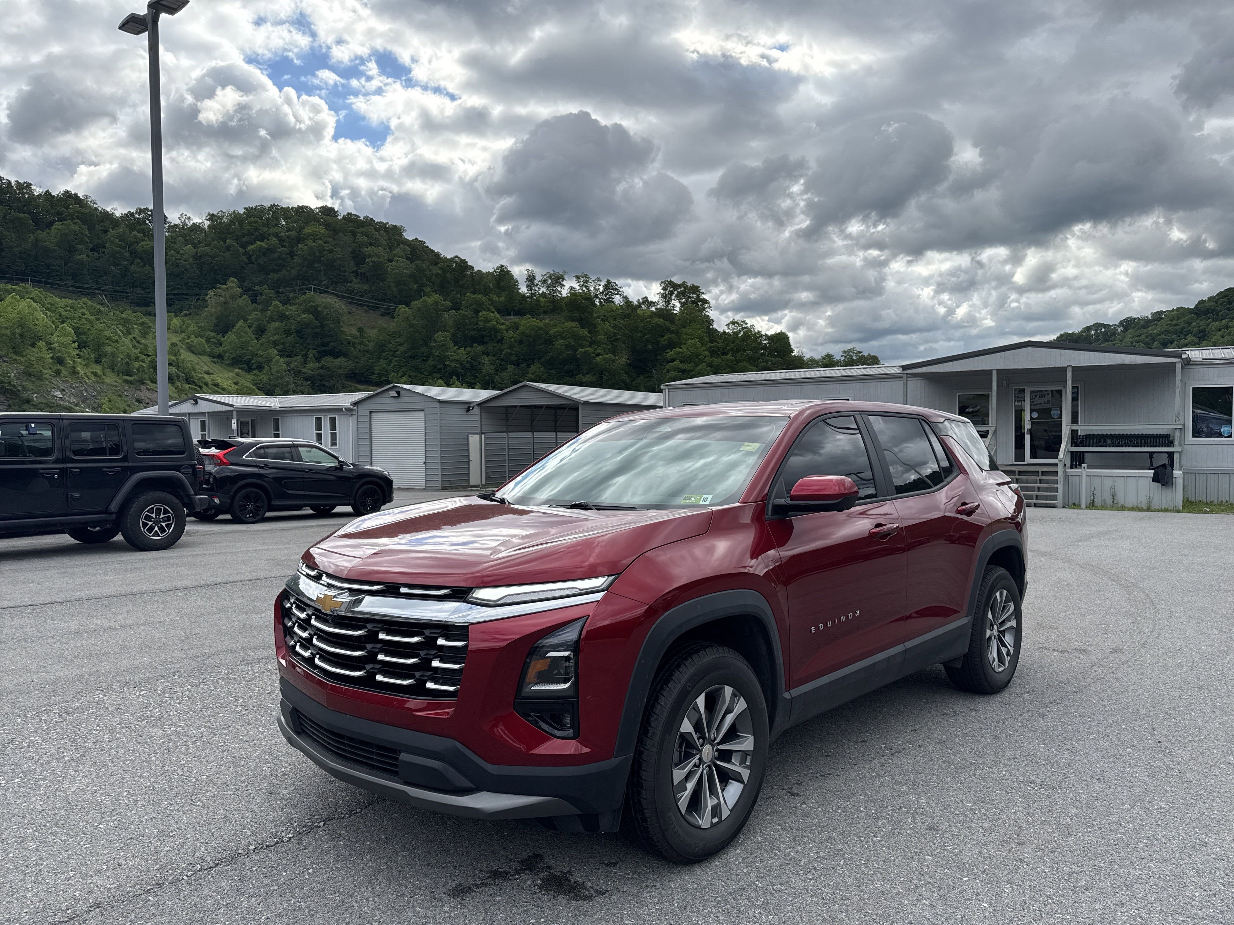 2025 Chevrolet Equinox AWD LT