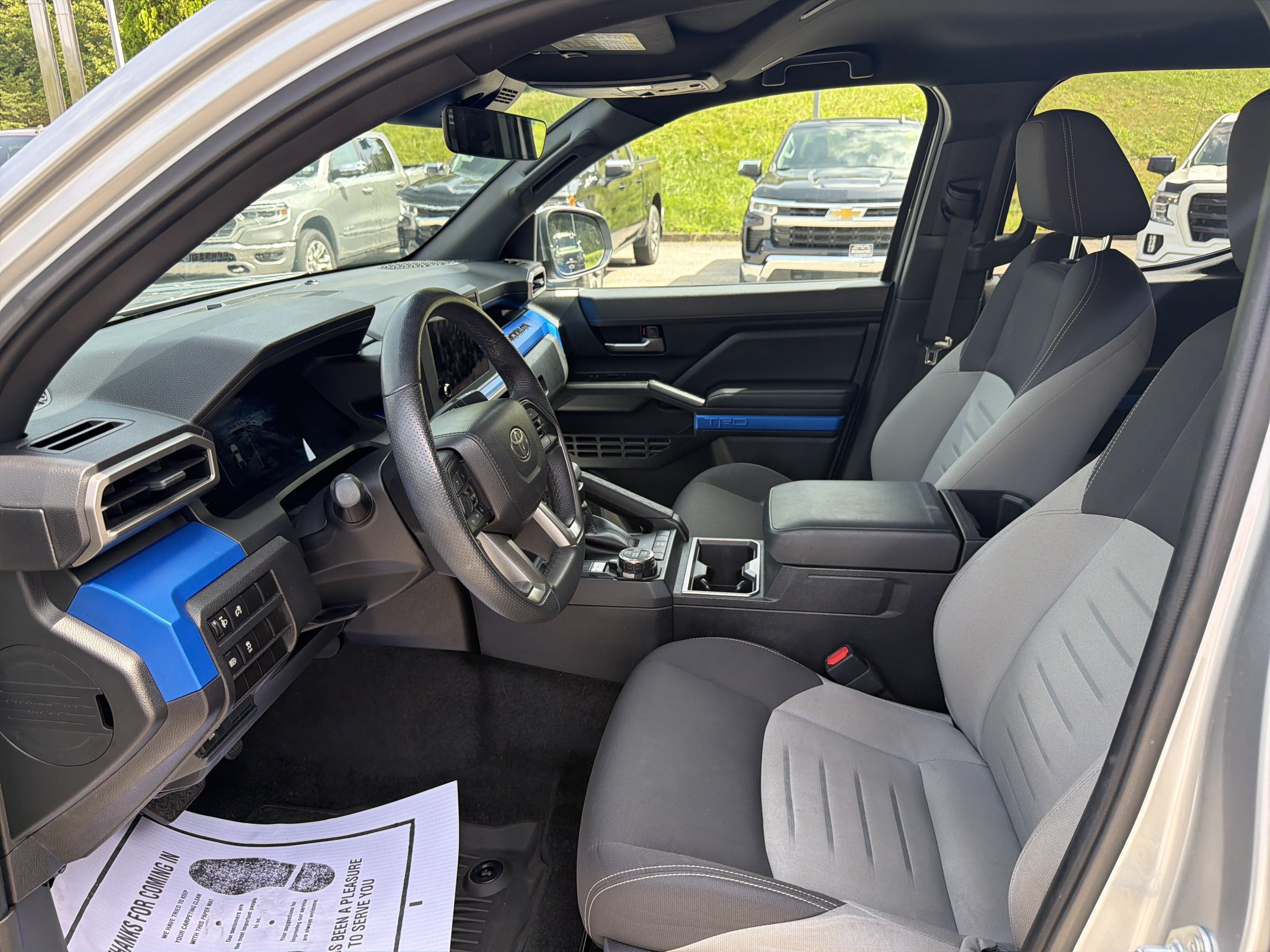 2025 Toyota Tacoma 4WD TRD OFF ROAD