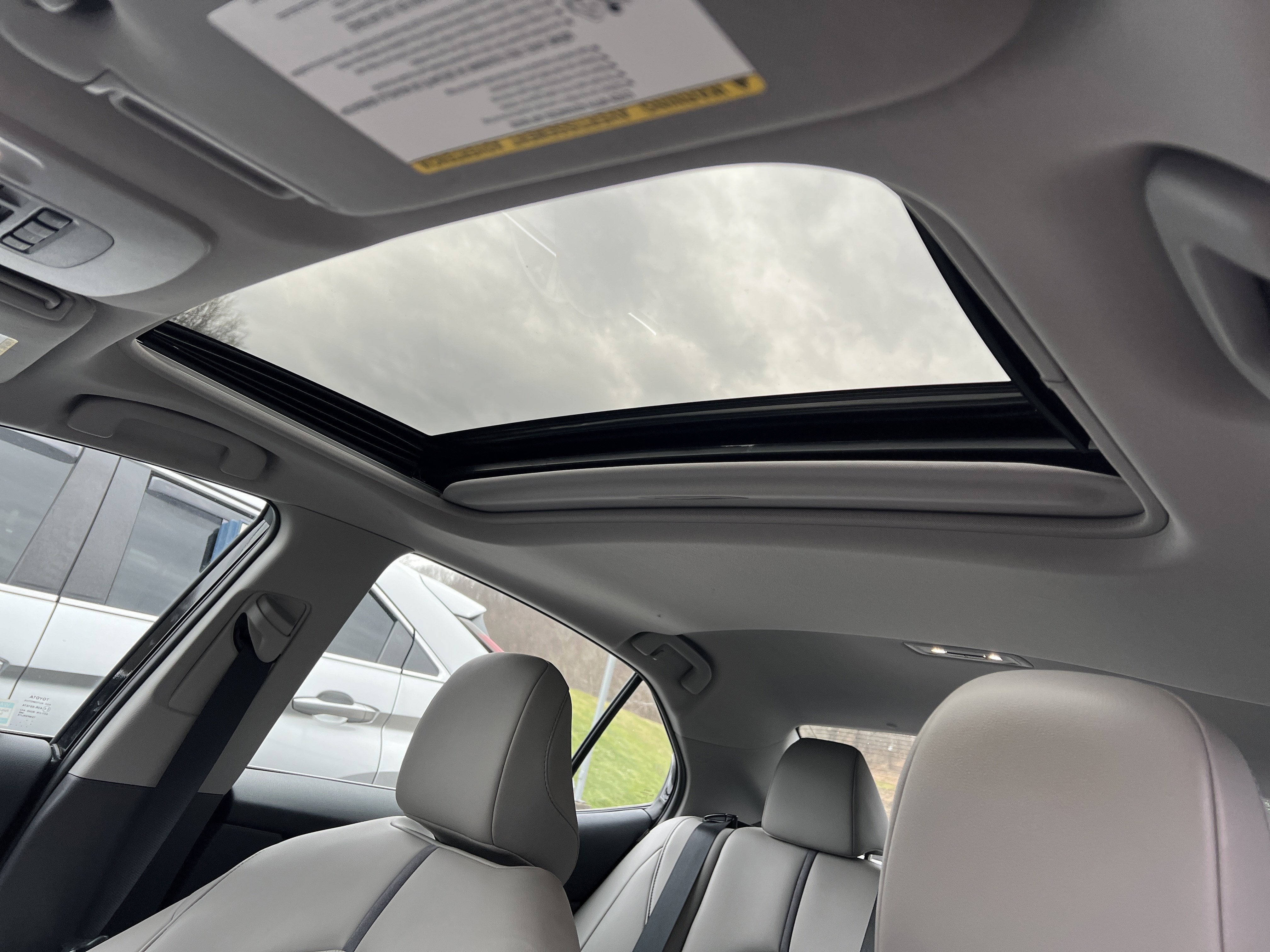 2023 Toyota Camry Hybrid XSE