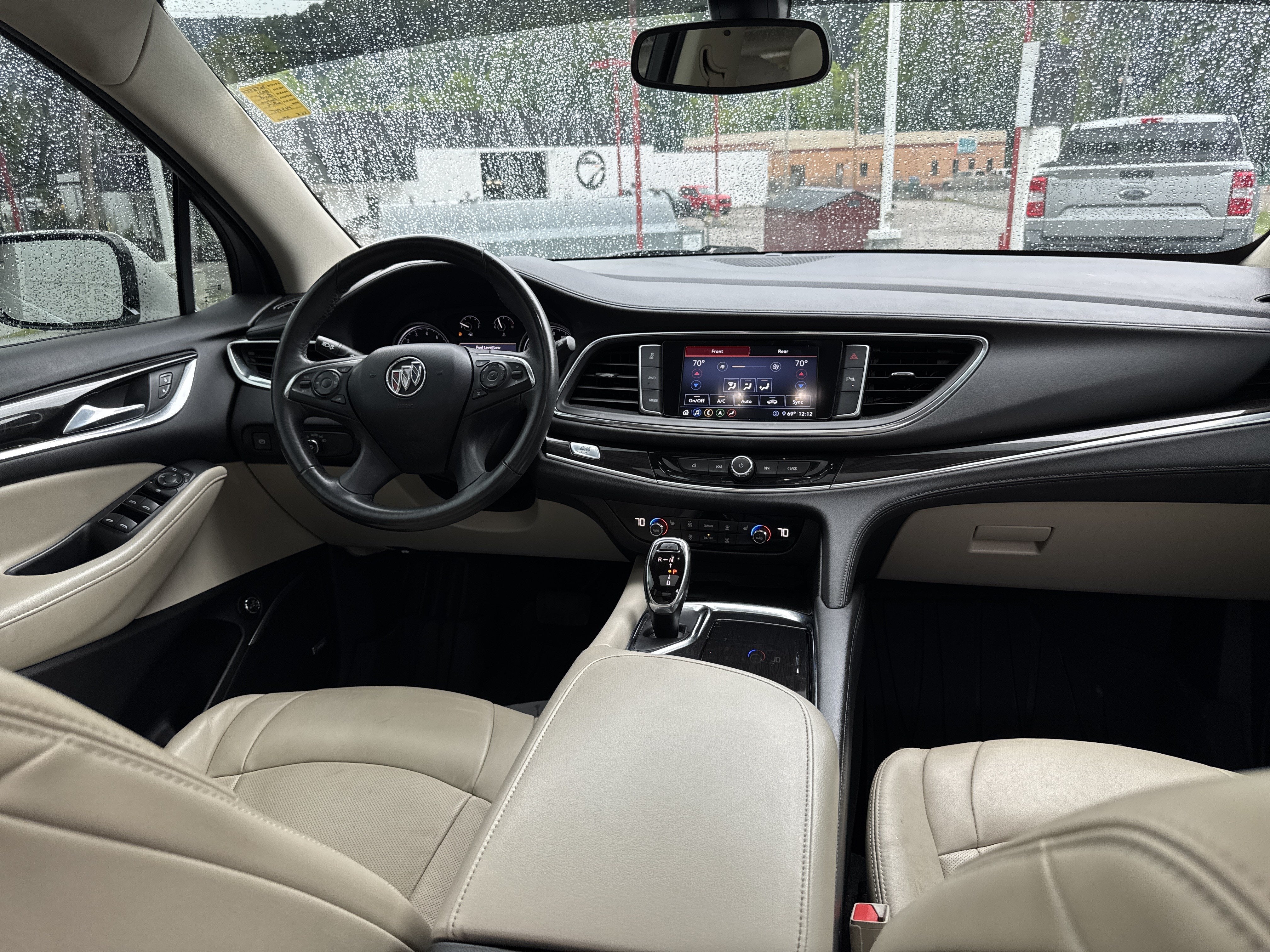 2021 Buick Enclave Essence