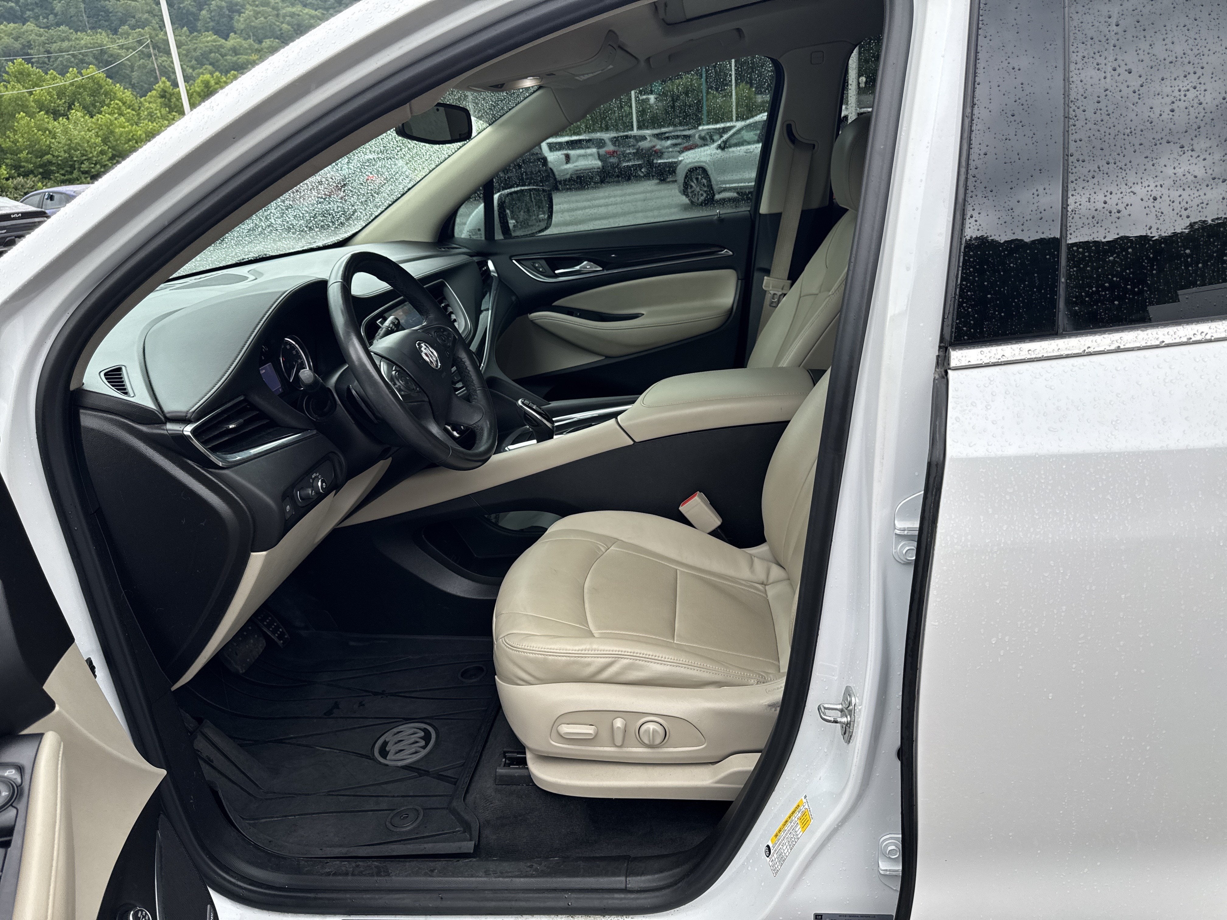 2021 Buick Enclave Essence