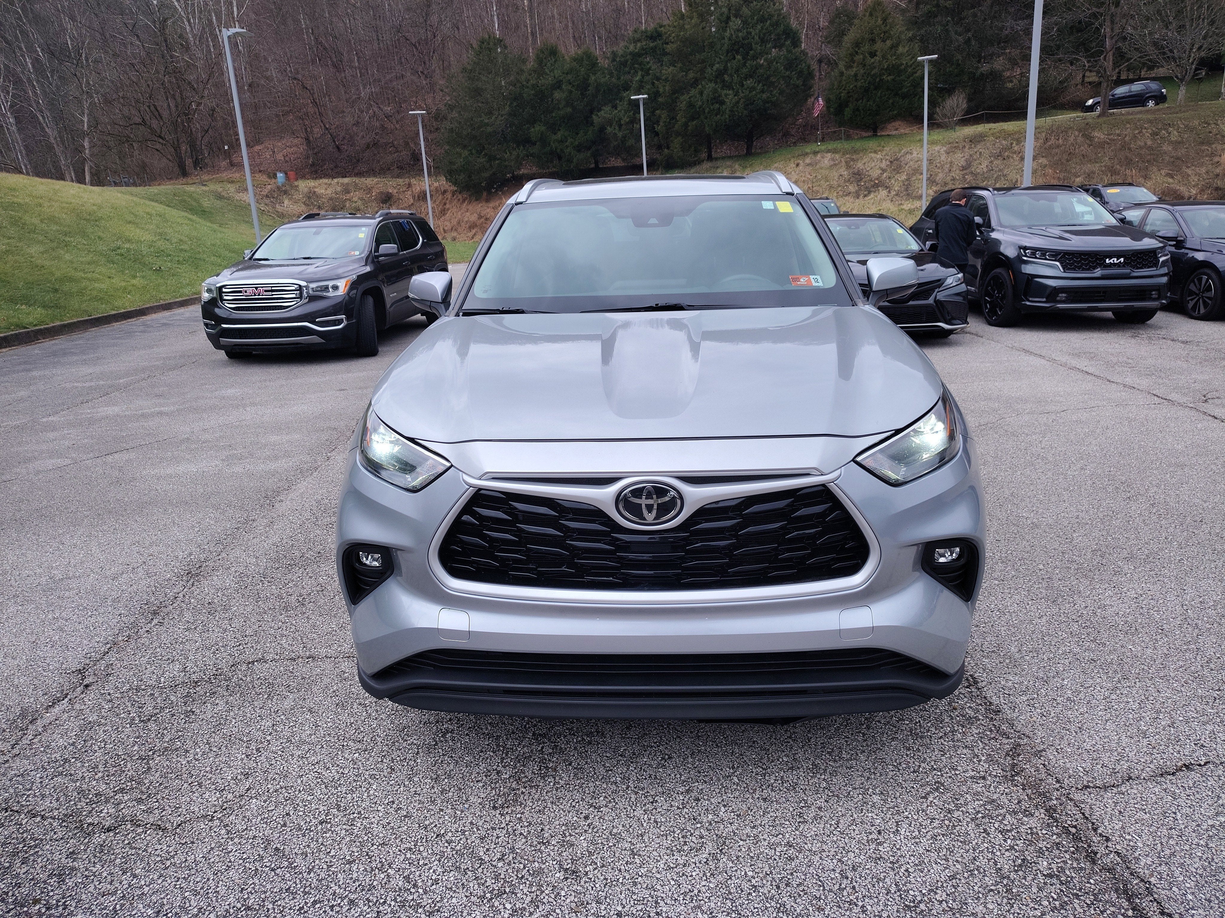 2023 Toyota Highlander L