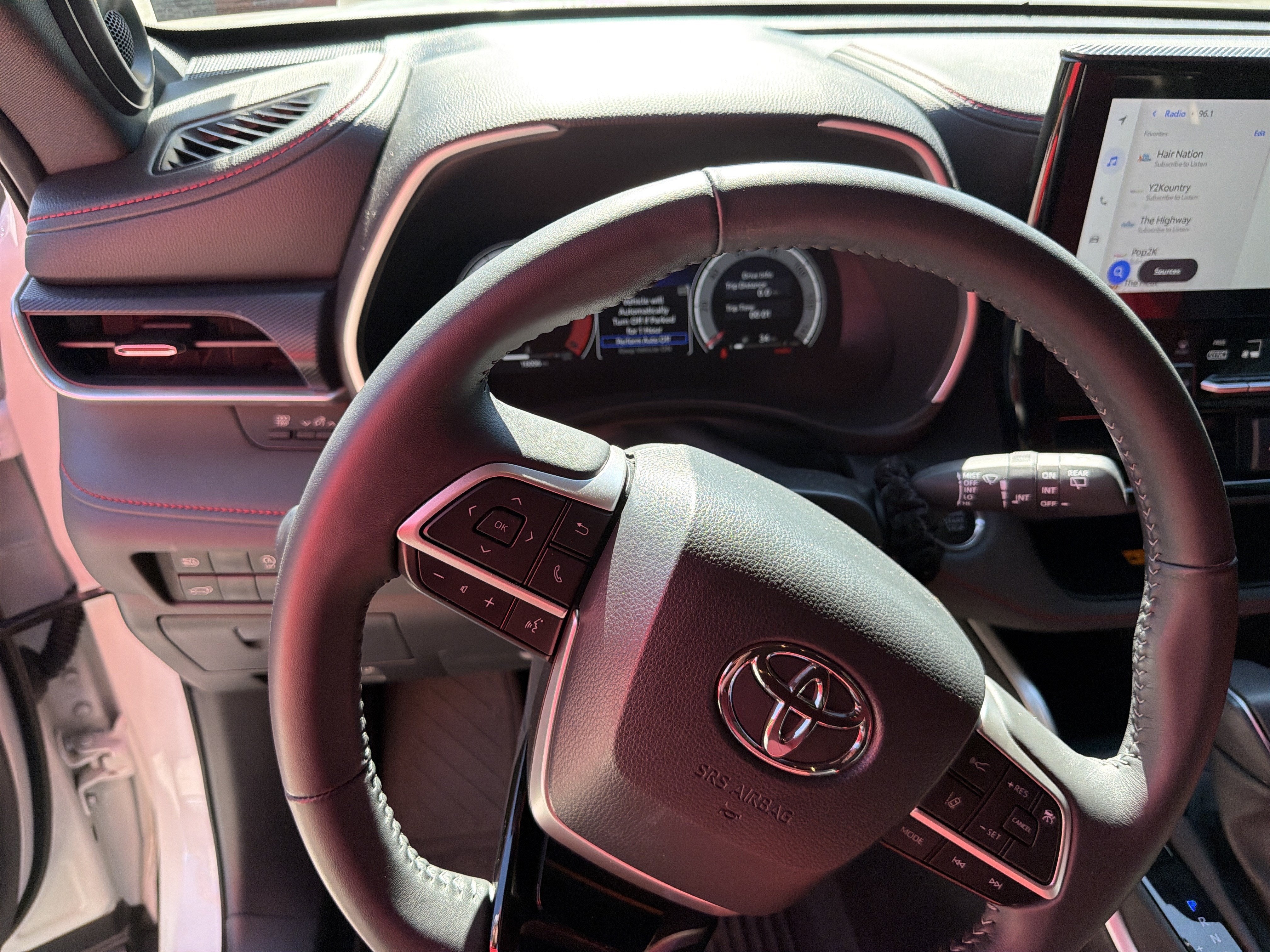 2025 Toyota Highlander LE
