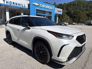 2025 Toyota Highlander LE