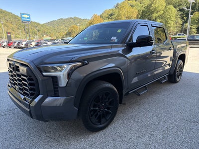2025 Toyota Tundra 4WD SR5