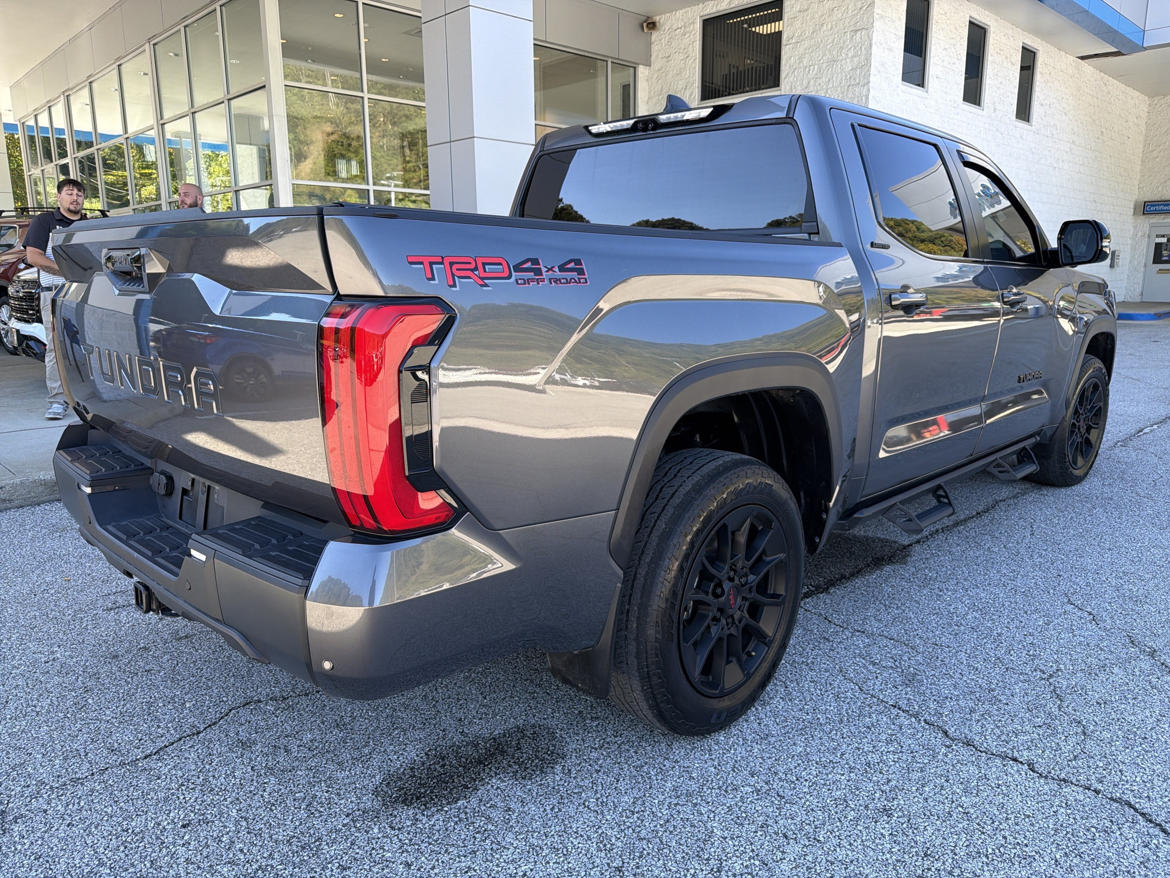 2025 Toyota Tundra 4WD SR5