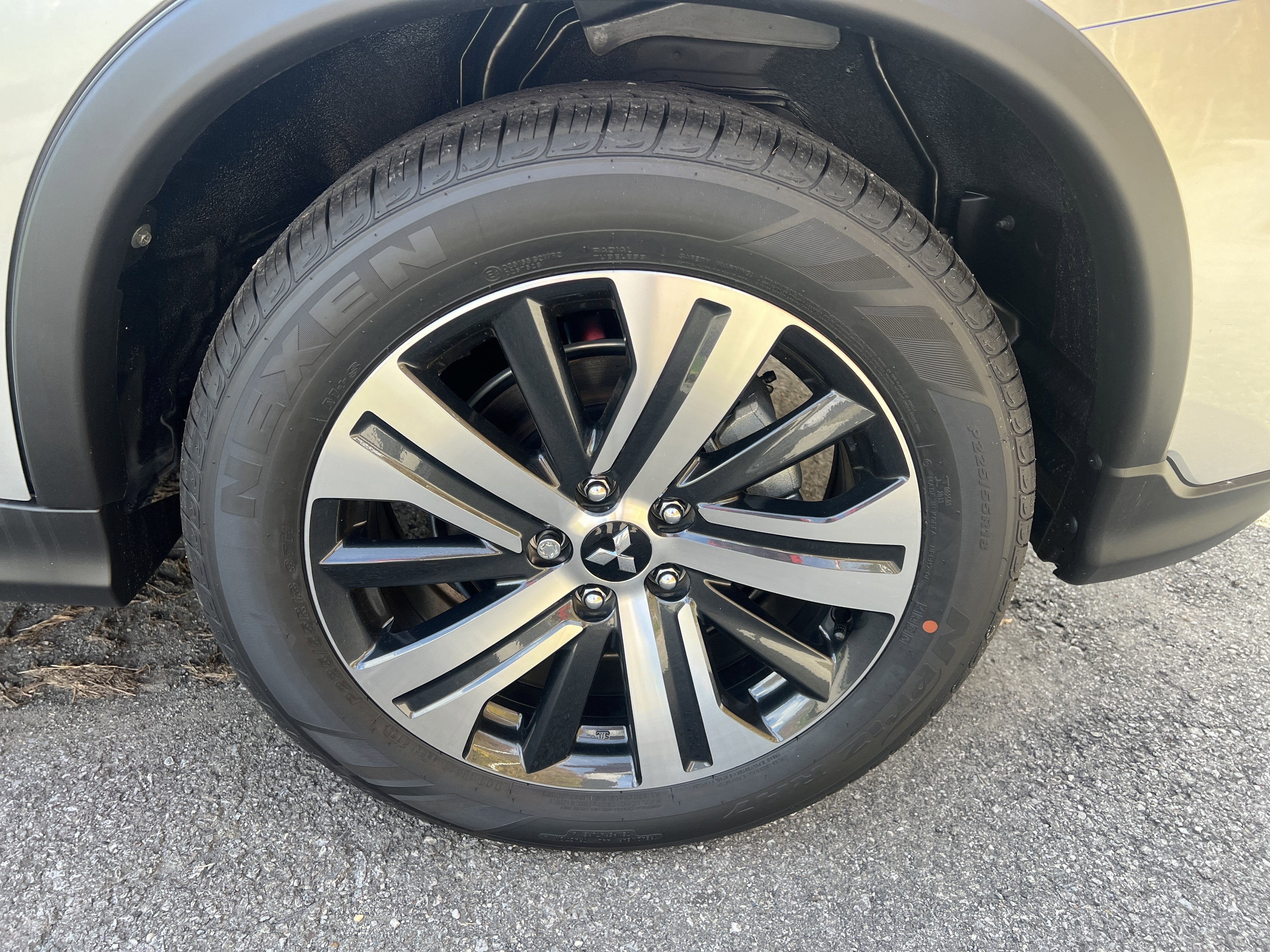 2025 Mitsubishi Outlander Sport ES