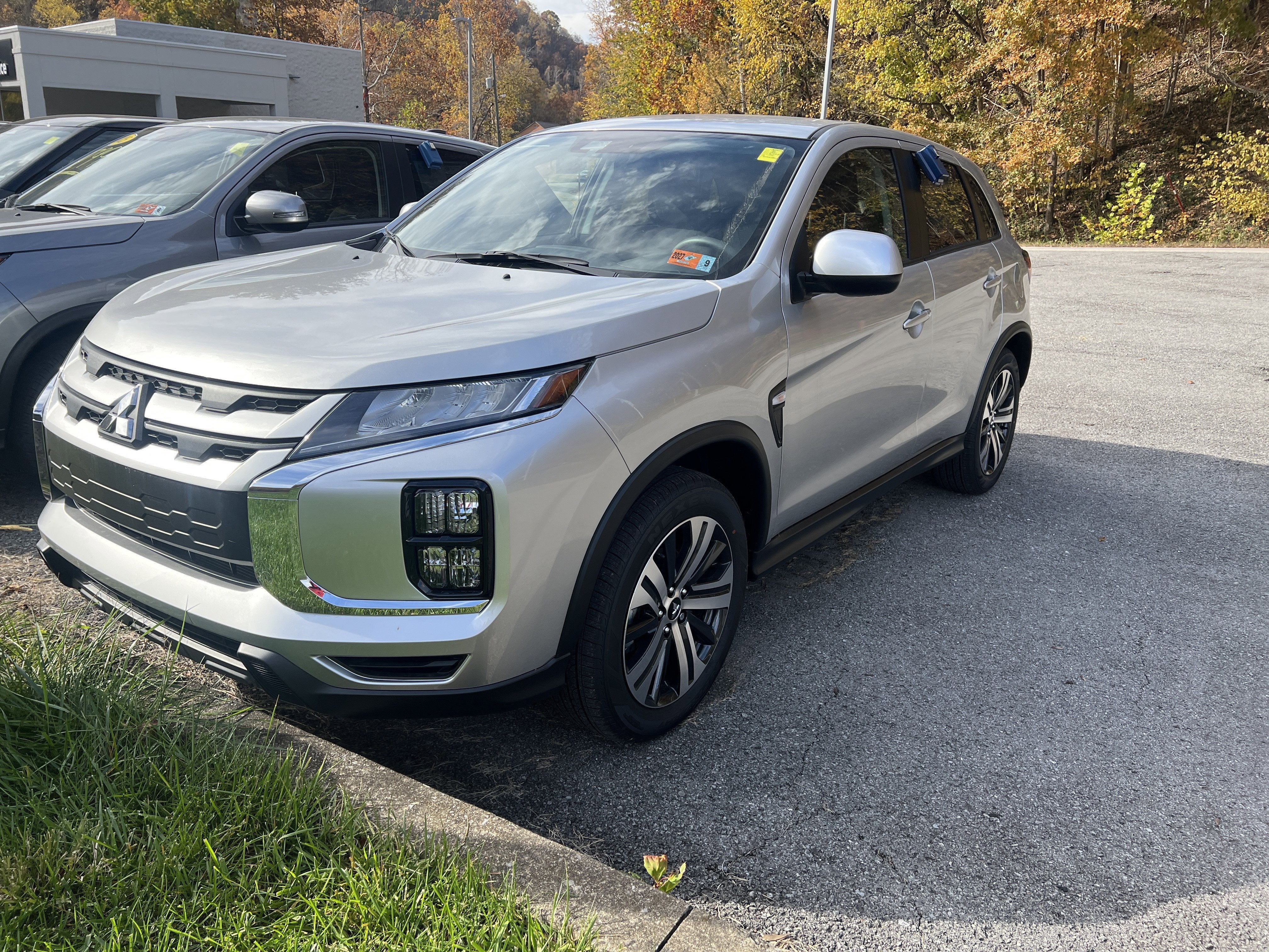 2025 Mitsubishi Outlander Sport ES