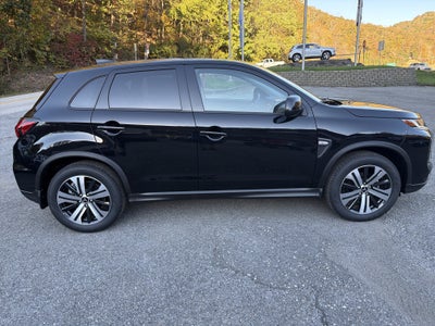 2027 Mitsubishi Outlander Sport ES