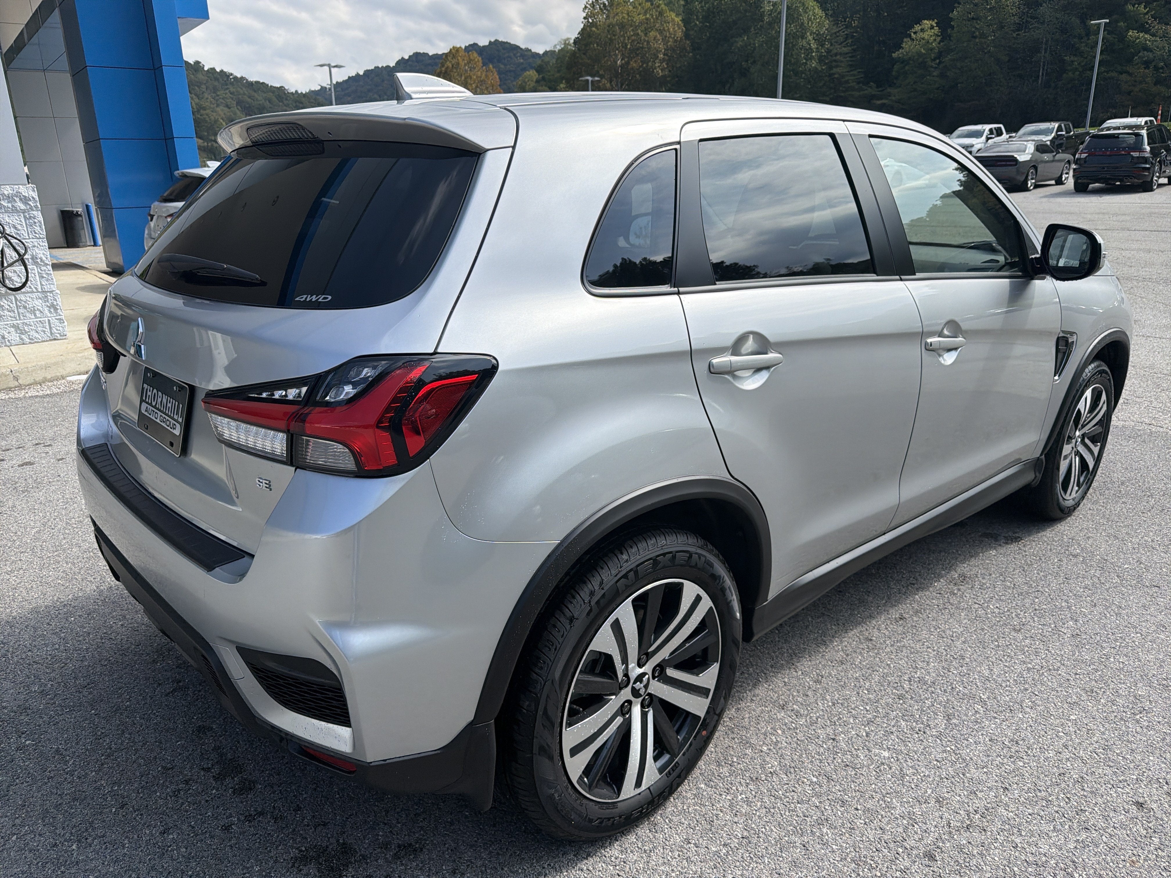 2027 Mitsubishi Outlander Sport SE