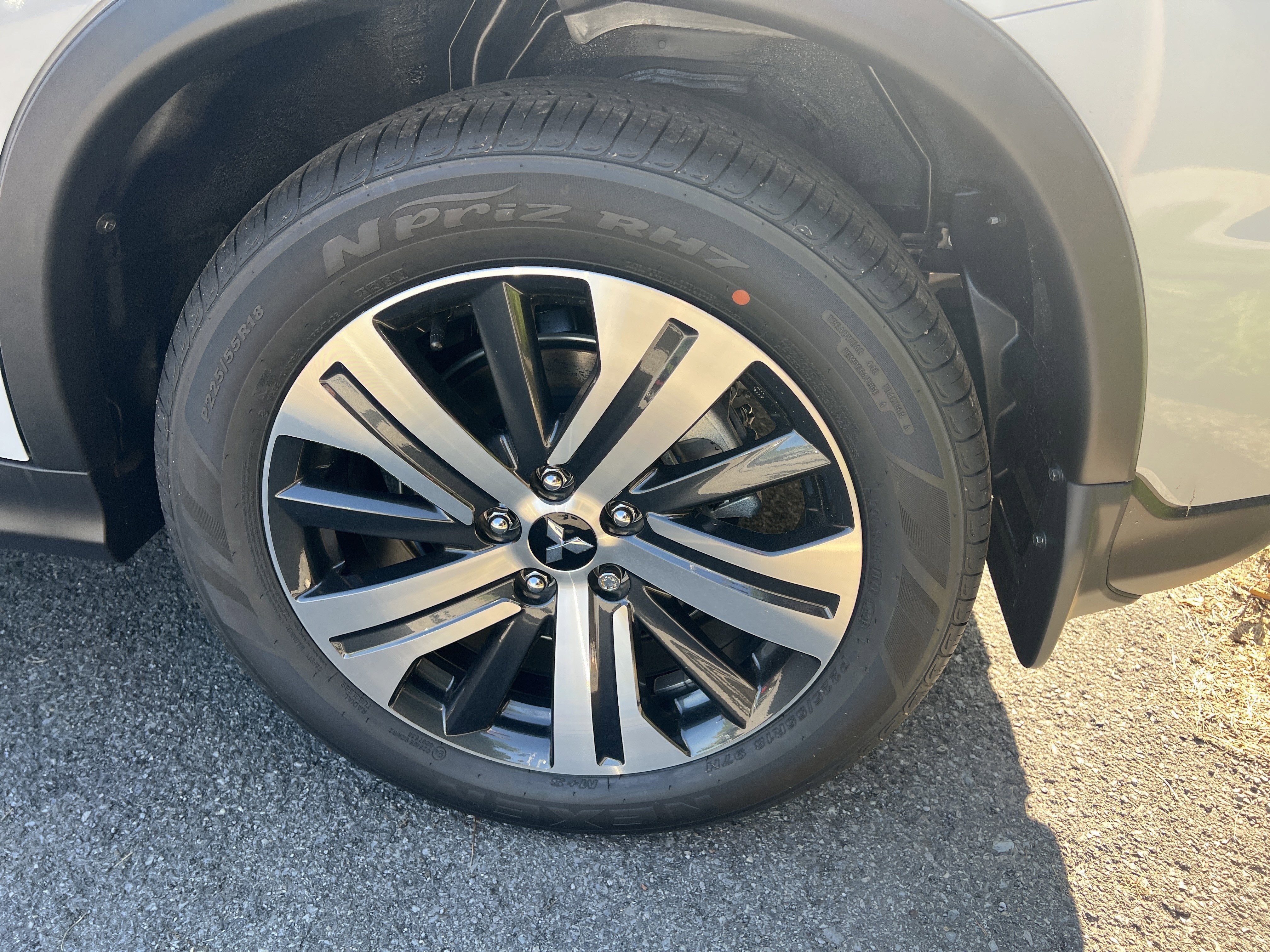 2026 Mitsubishi Outlander Sport ES