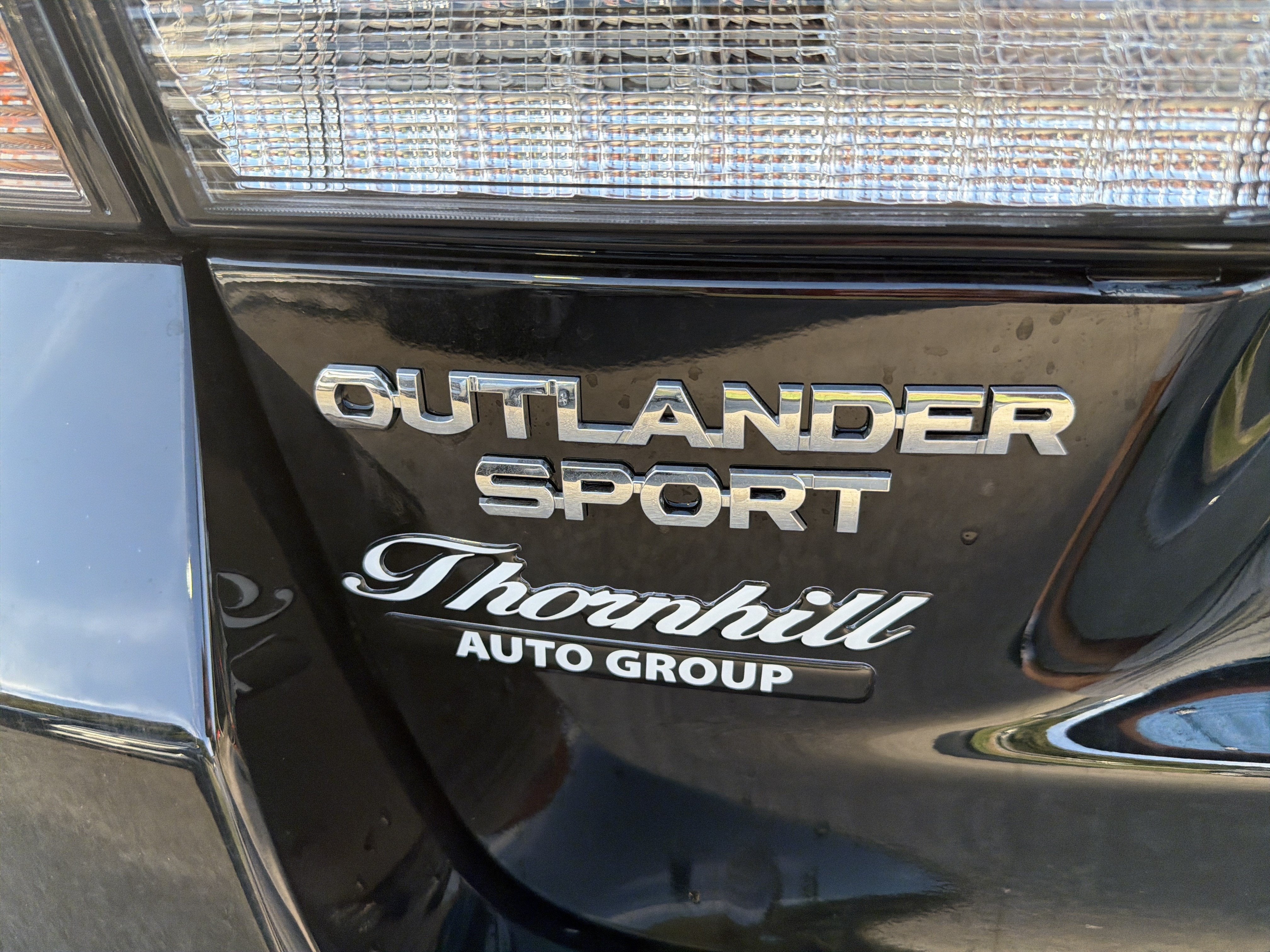 2027 Mitsubishi Outlander Sport LE