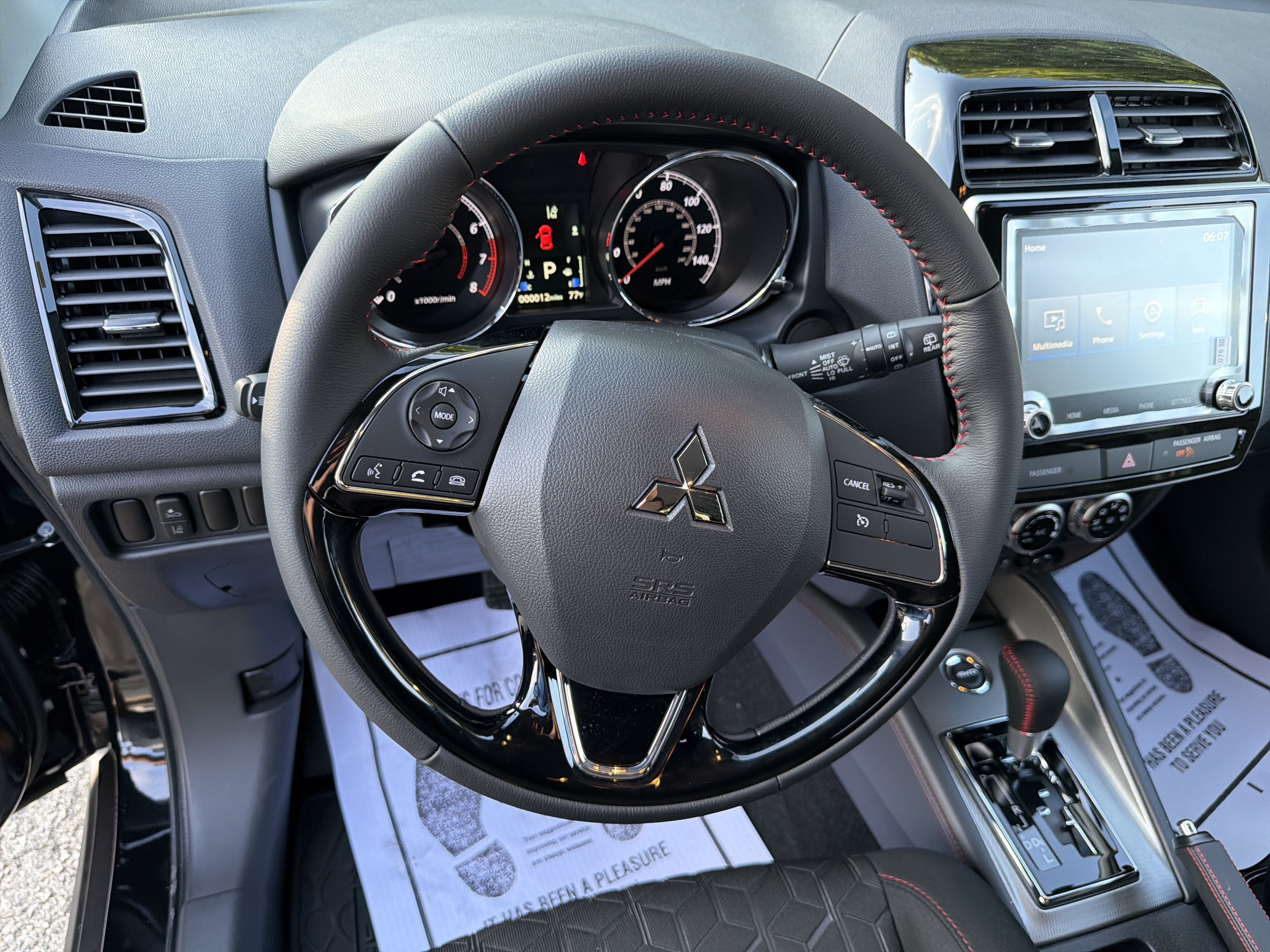 2027 Mitsubishi Outlander Sport LE