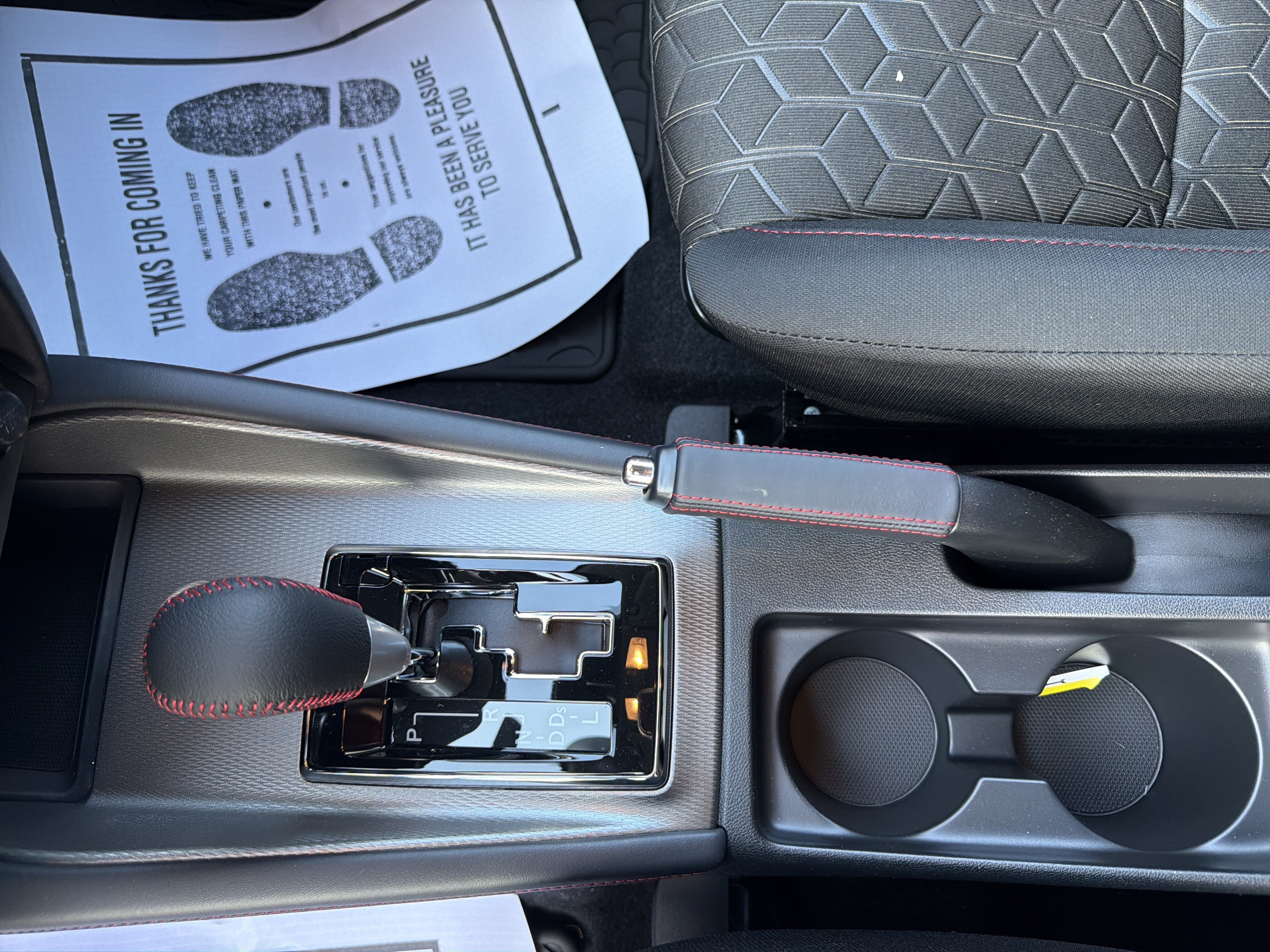 2027 Mitsubishi Outlander Sport LE