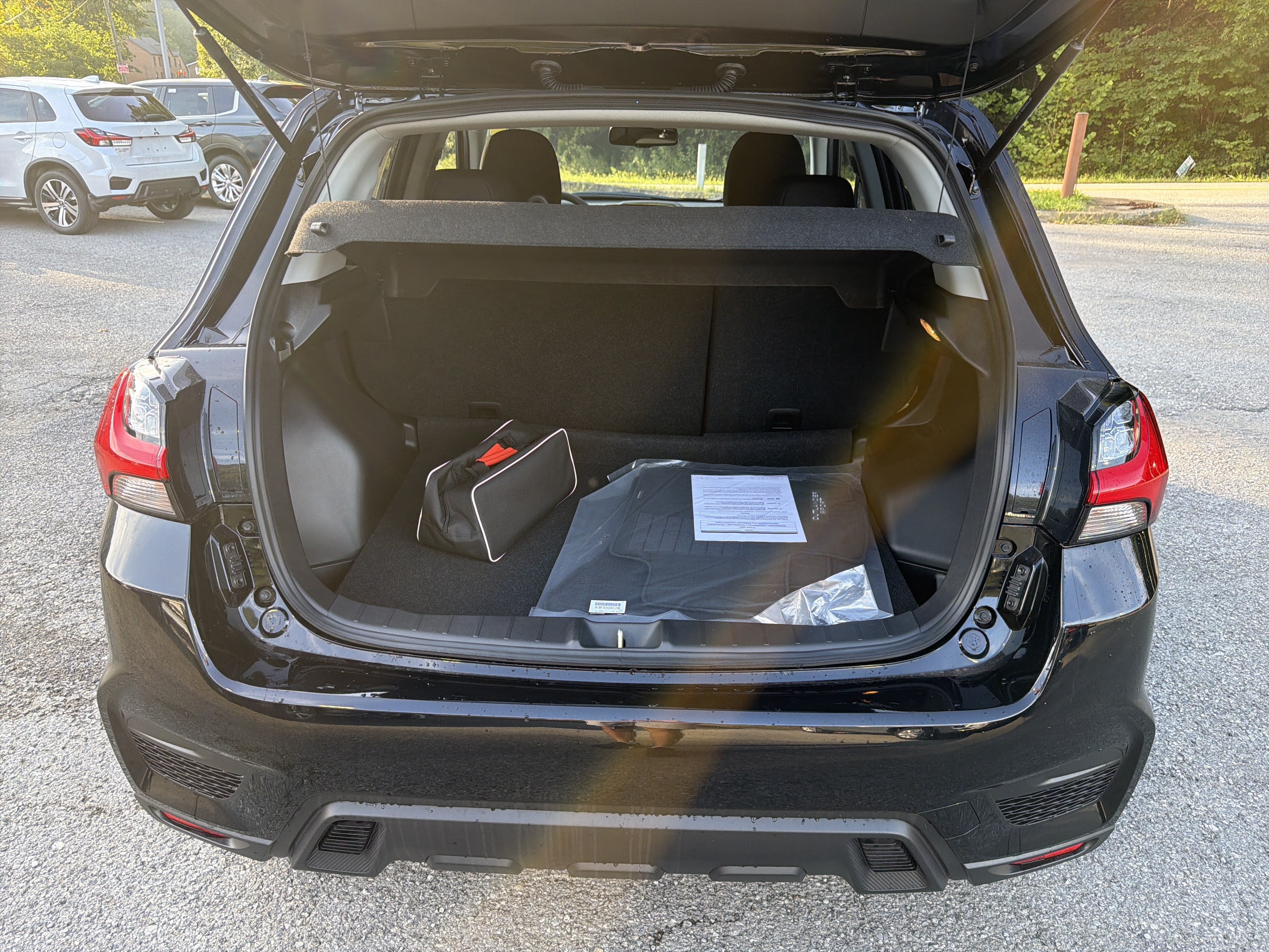 2027 Mitsubishi Outlander Sport LE