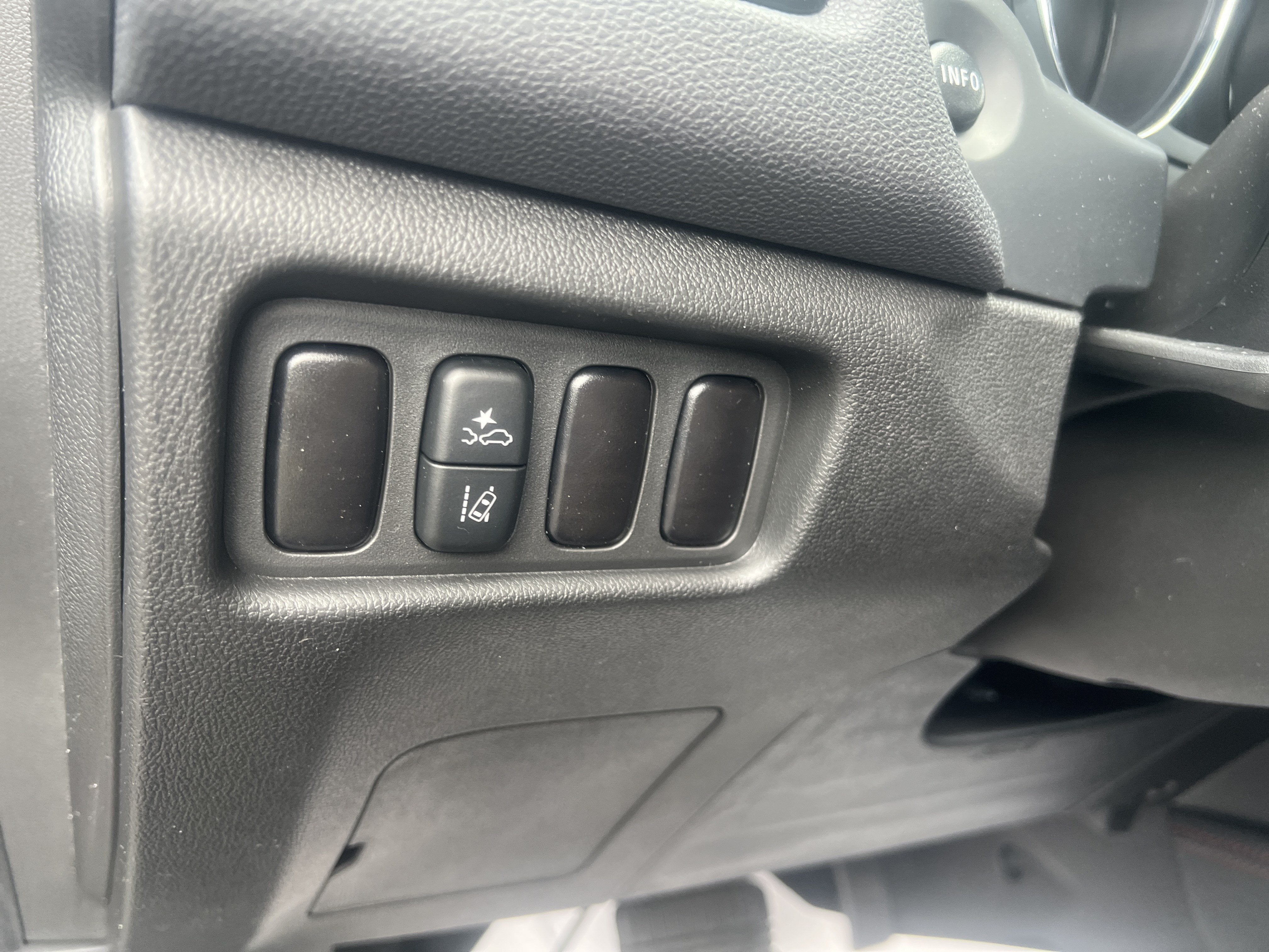 2026 Mitsubishi Outlander Sport LE