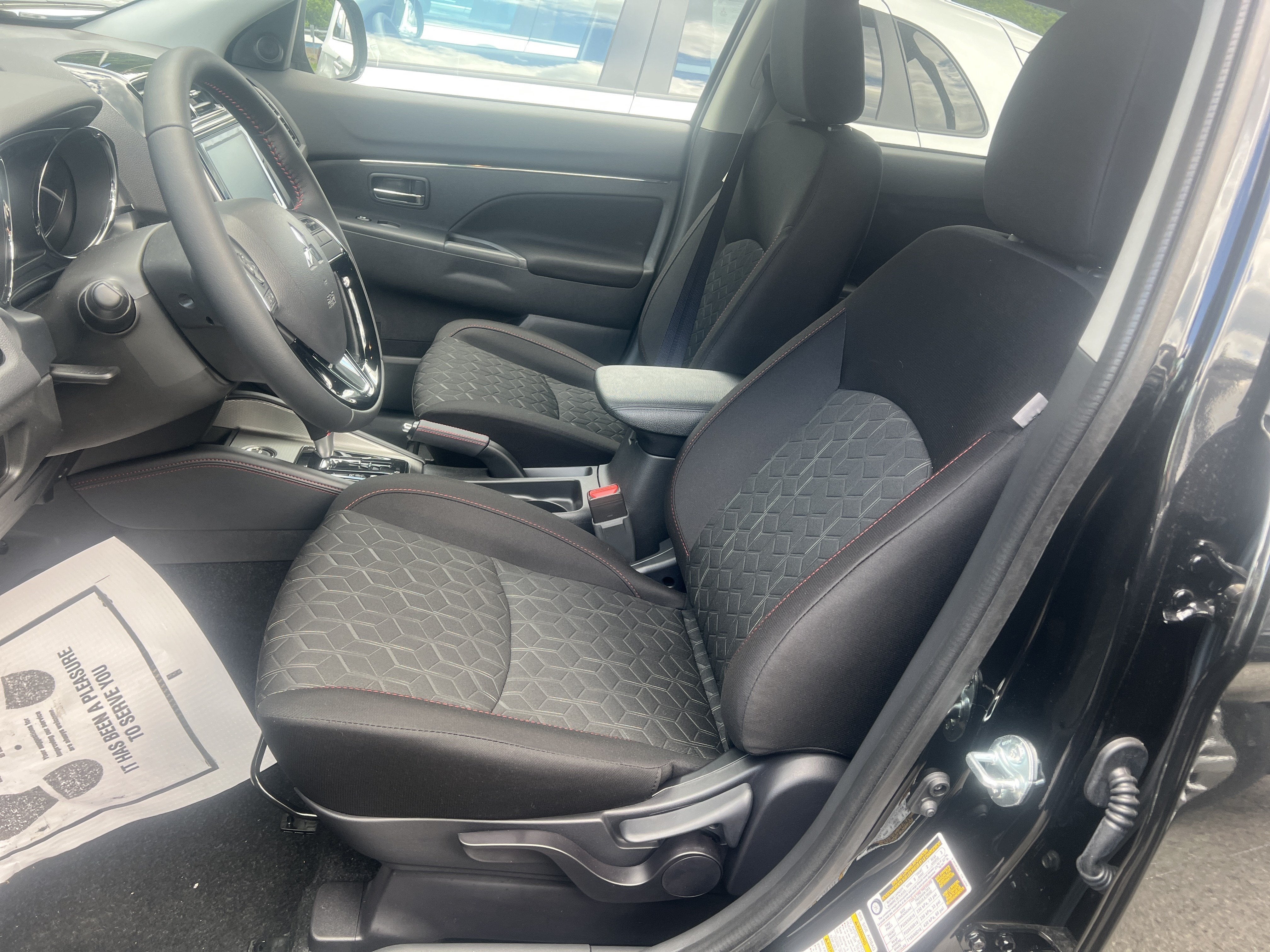 2026 Mitsubishi Outlander Sport LE