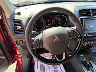 2027 Mitsubishi Outlander Sport LE