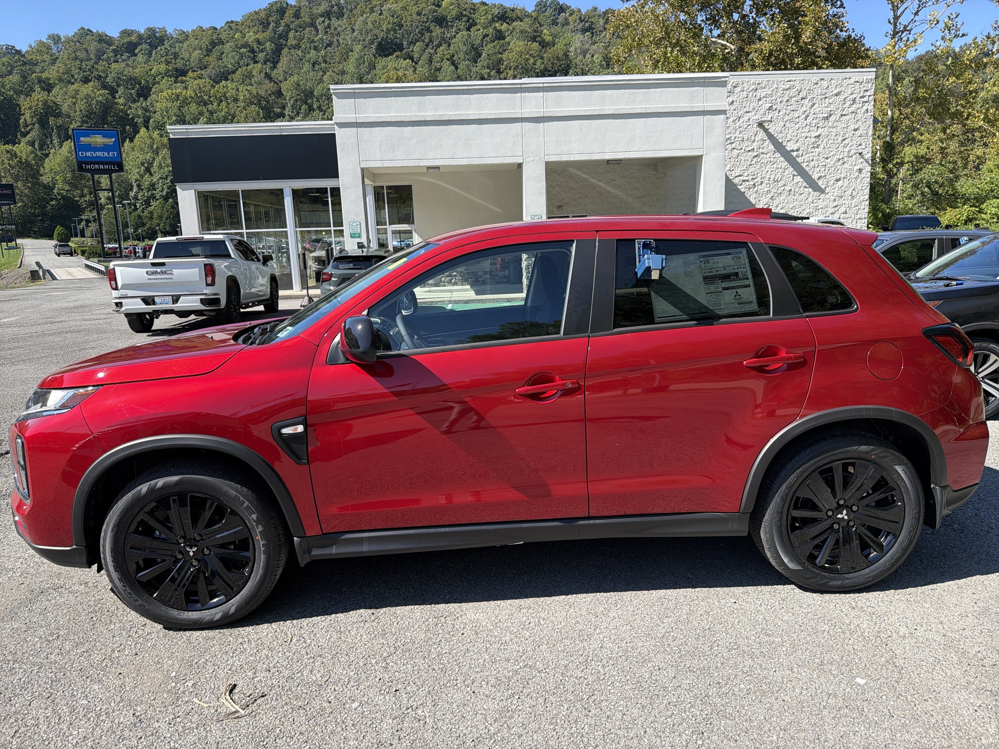 2027 Mitsubishi Outlander Sport LE