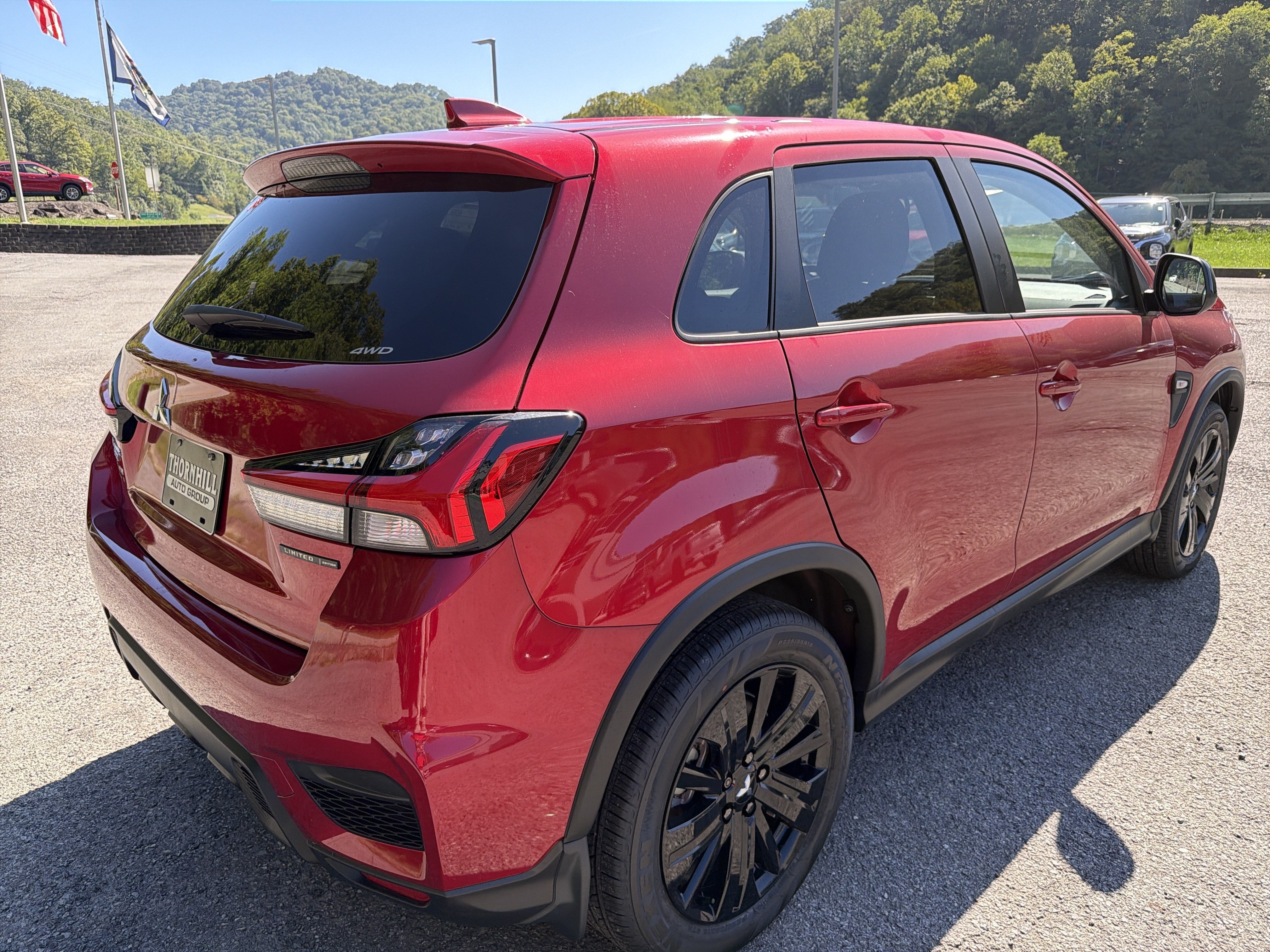 2027 Mitsubishi Outlander Sport LE