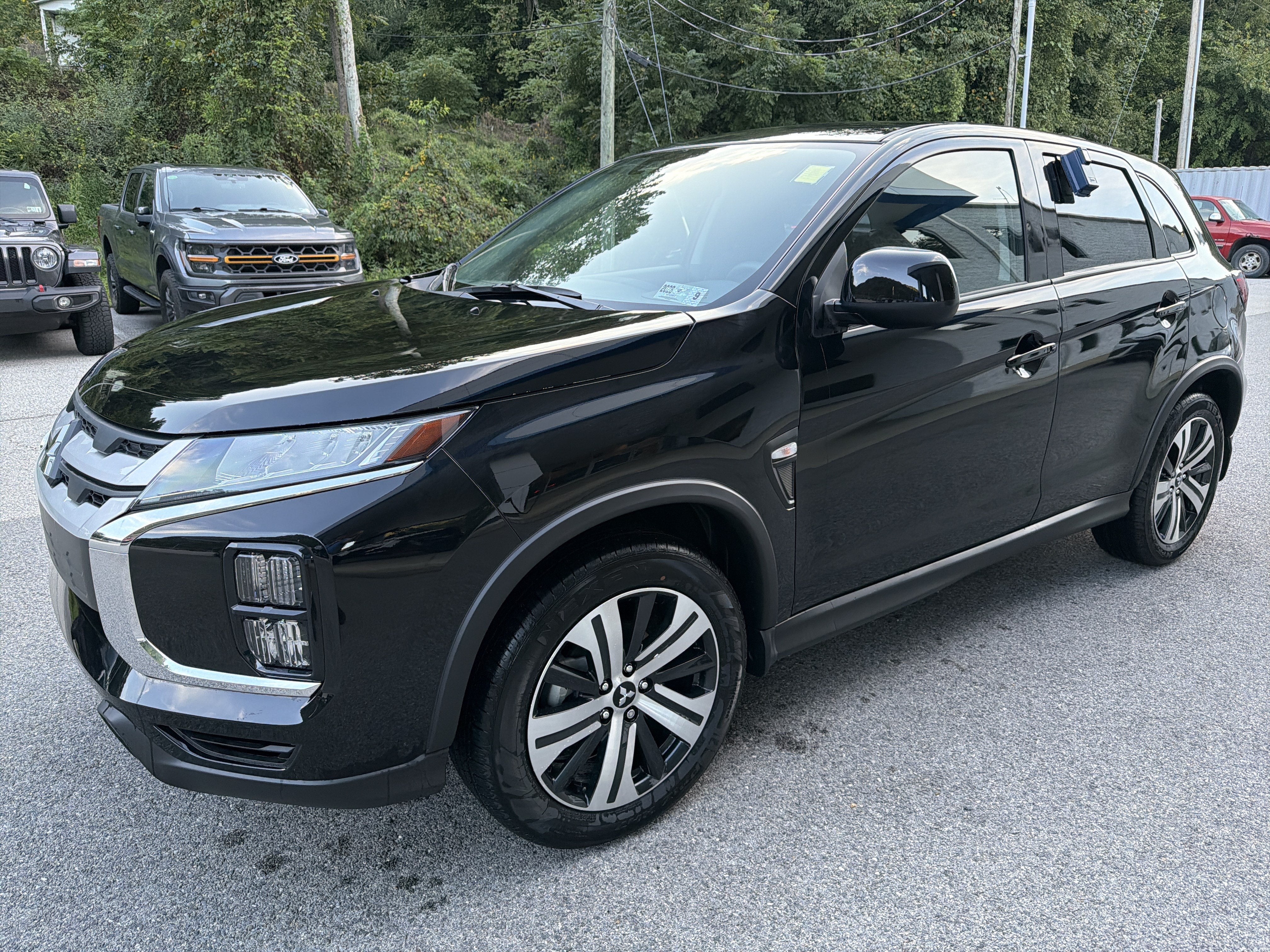 2027 Mitsubishi Outlander Sport ES