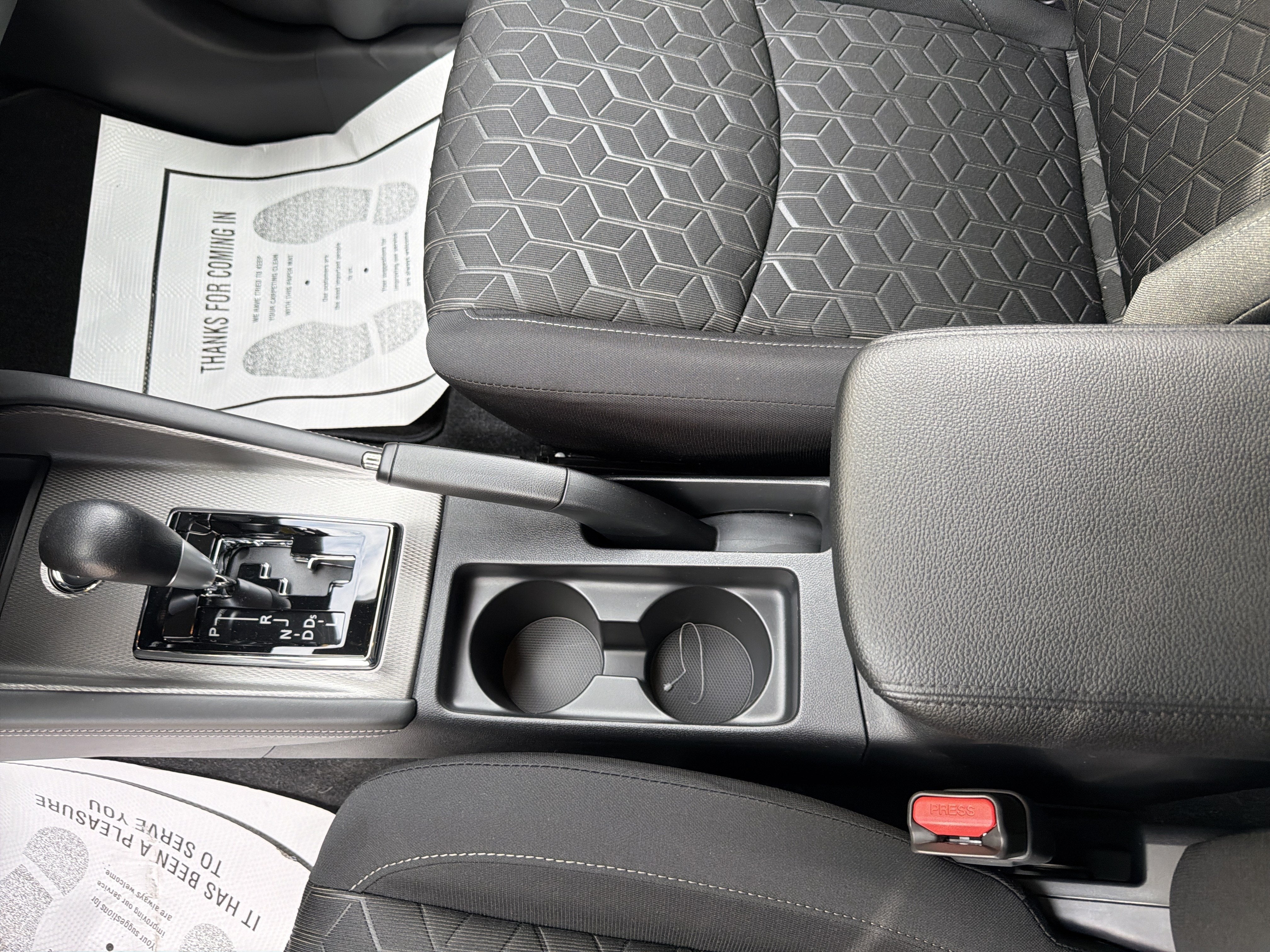 2027 Mitsubishi Outlander Sport ES