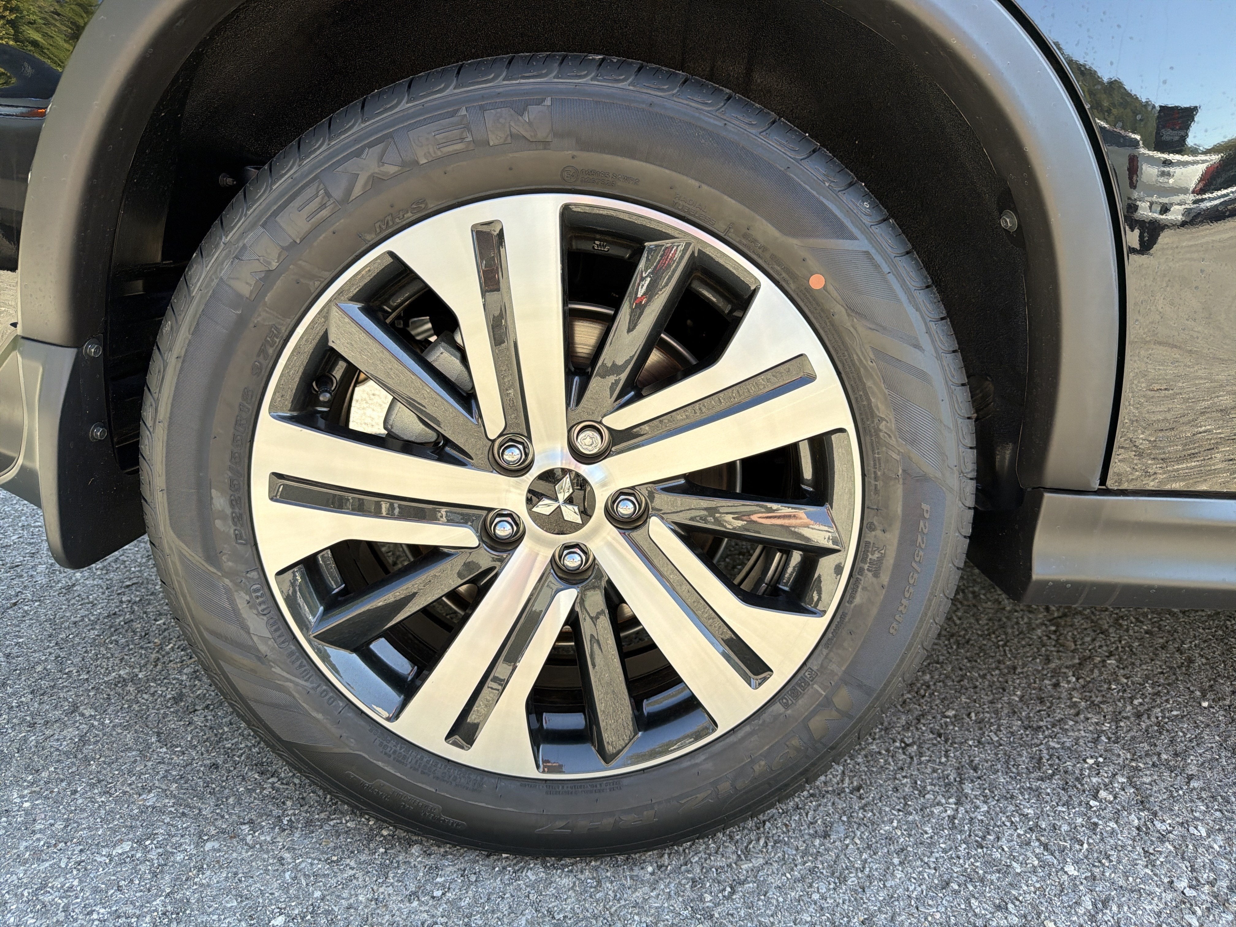 2027 Mitsubishi Outlander Sport ES
