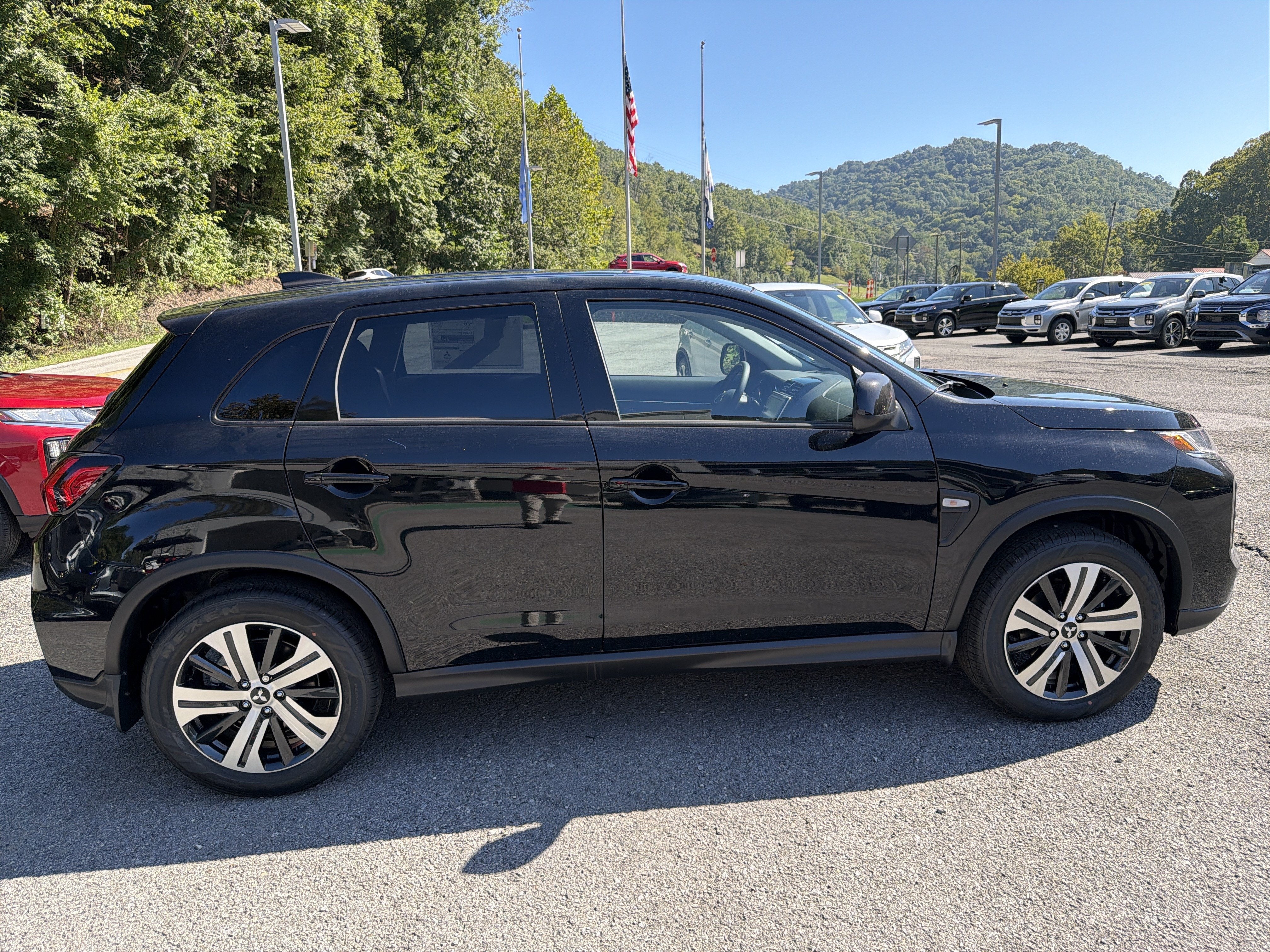 2027 Mitsubishi Outlander Sport ES