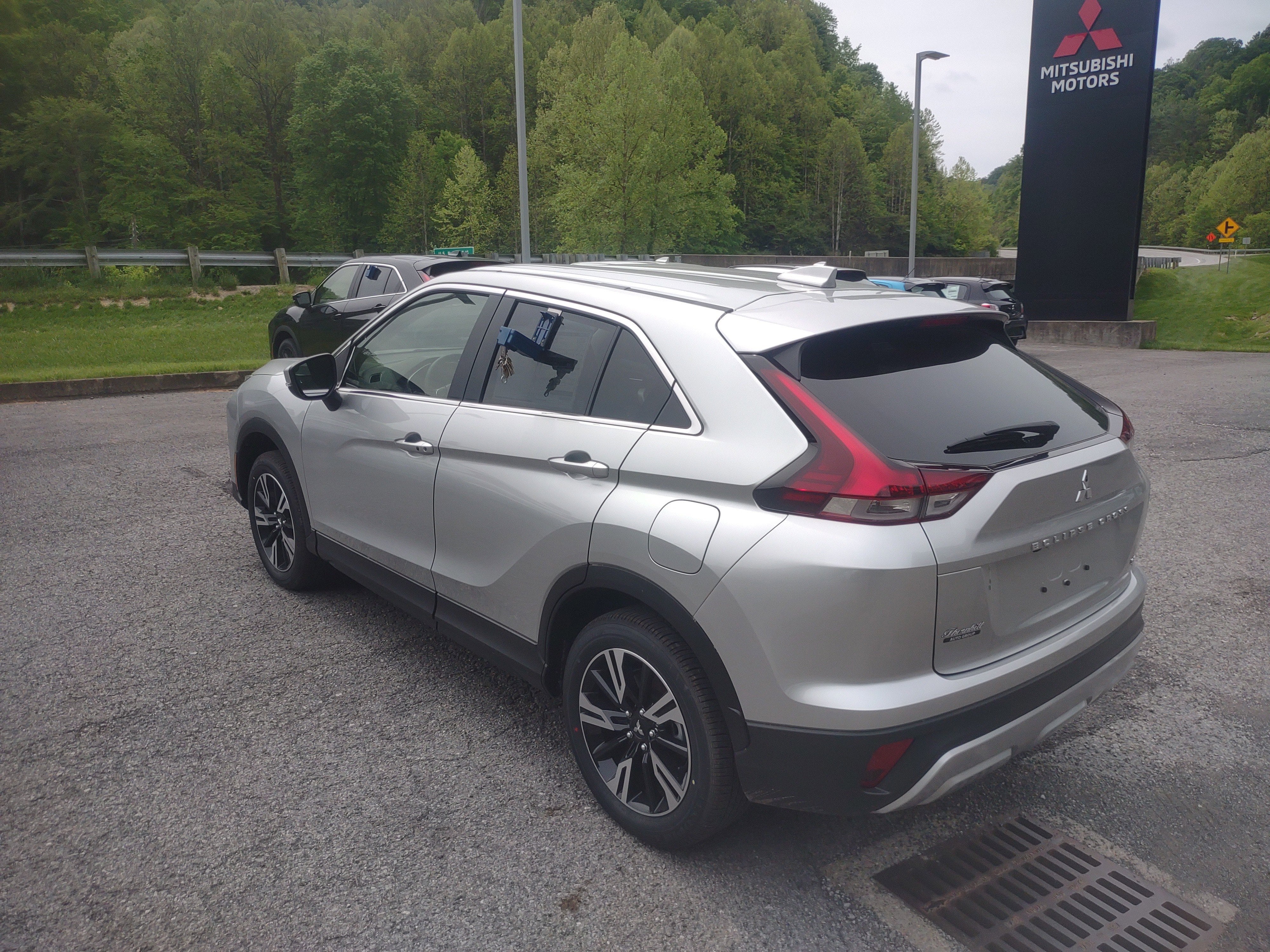 2025 Mitsubishi Eclipse Cross SE