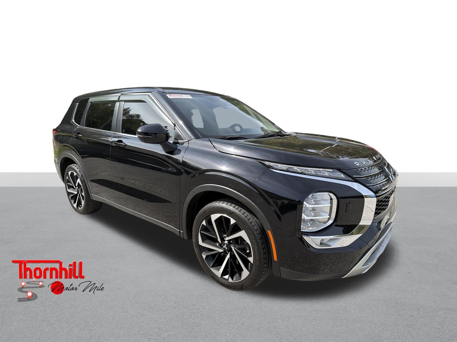2023 Mitsubishi Outlander SE